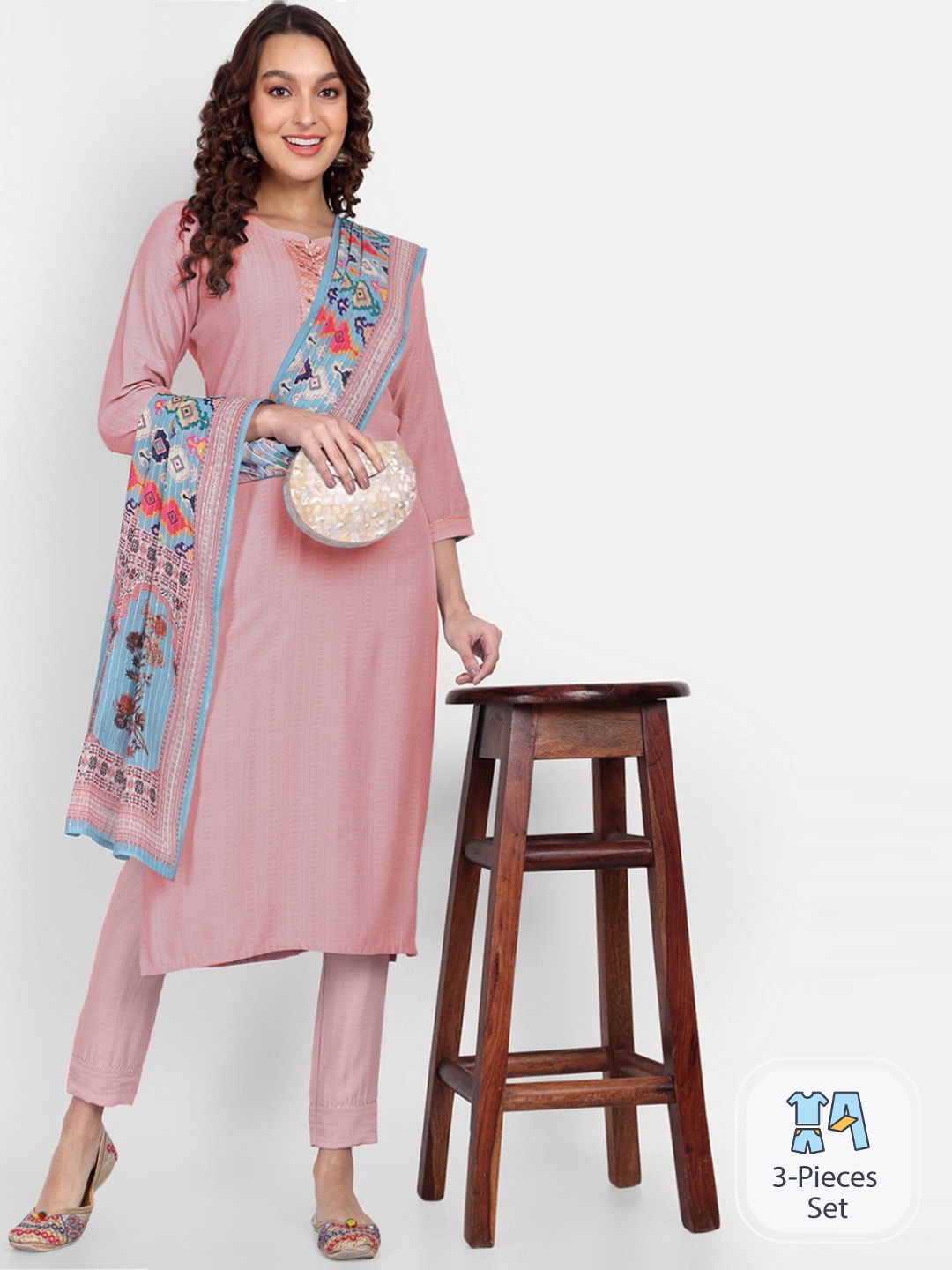 

Growish Woven Design Ethnic Motifs Mandarin Collar Mirror Work Kurta Set, Pink