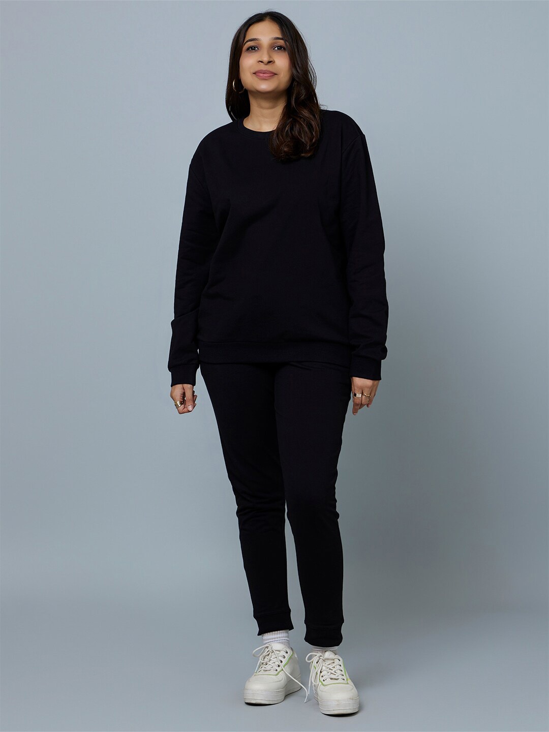 

SMUGGLERZ INC. Round Neck Organic Cotton Sweatshirt With Joggers, Black