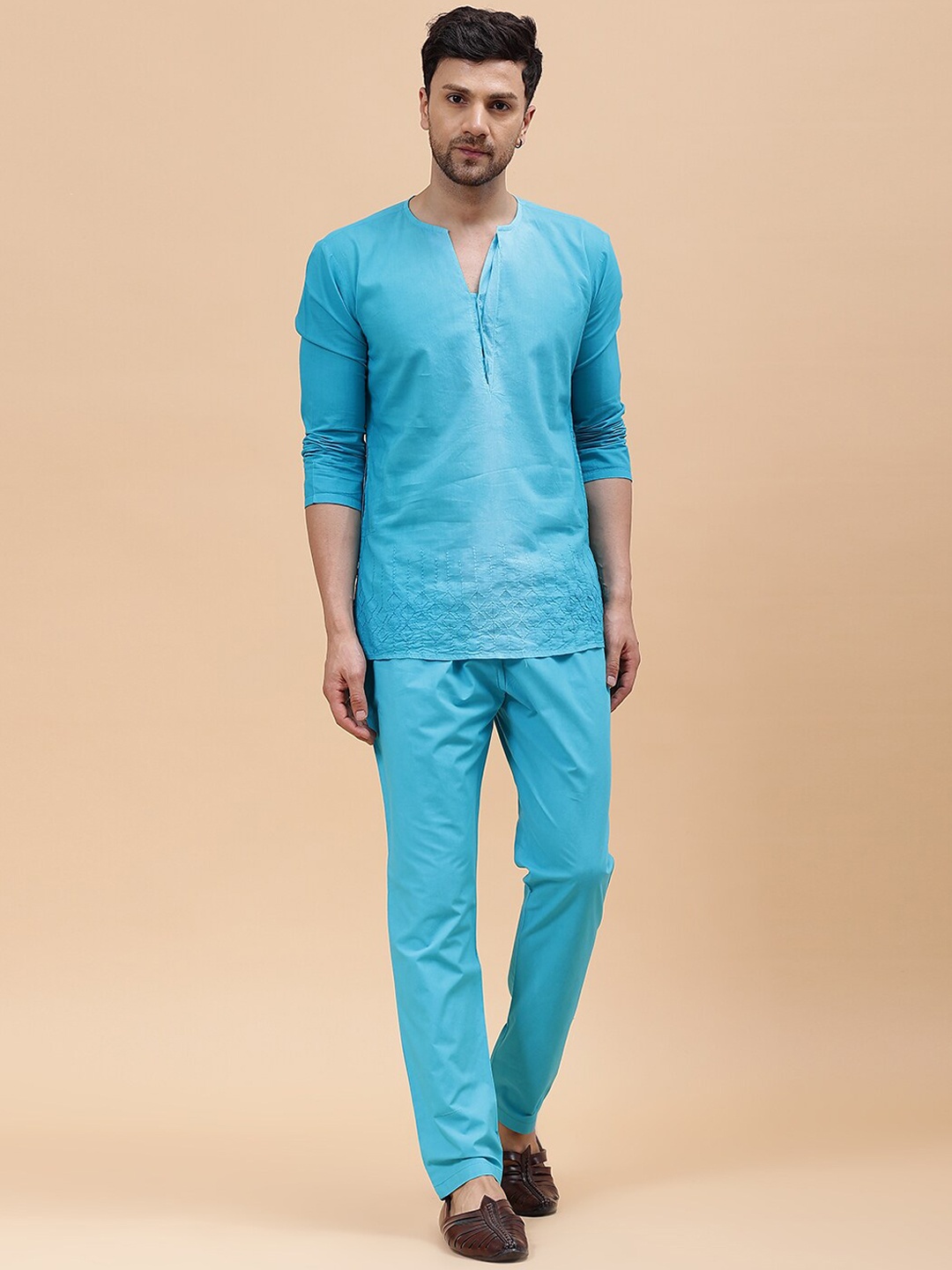 

See Designs Round Neck With Notched Pure Cotton Kurta With Trousers, Blue