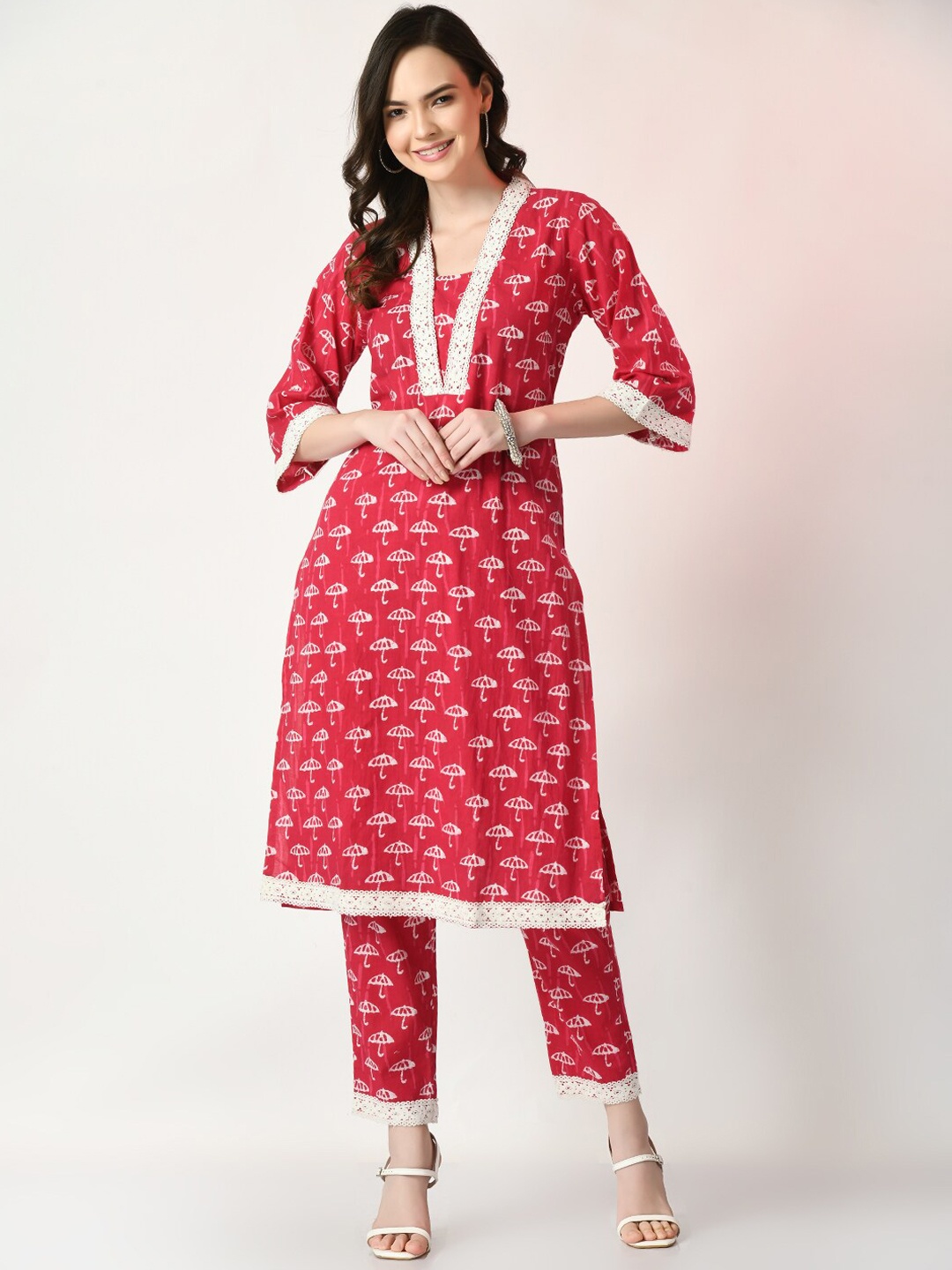 

Sangria Conversational Printed Pure Cotton Straight Kurta With Trouser Set, Pink