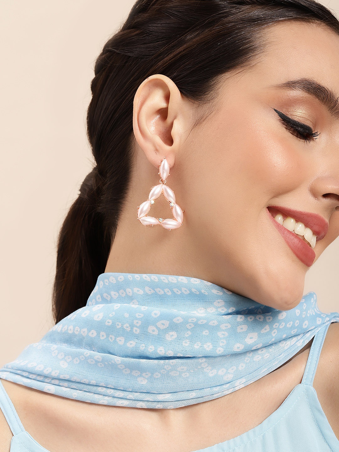 

Anouk Gold-Plated Teardrop Shaped Drop Earrings