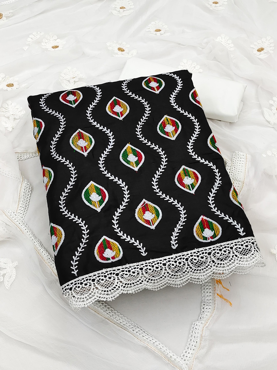 

SHADOW & SAINING Ethnic Motifs Embroidered Pure Cotton Unstitched Dress Material, Black