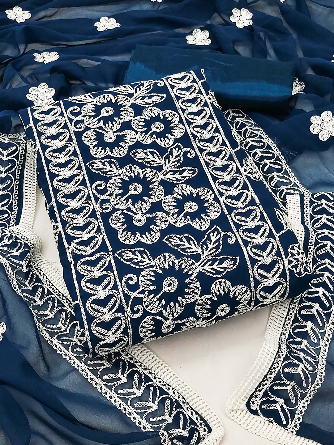 

SHADOW & SAINING Floral Embroidered Unstitched Dress Material, Teal