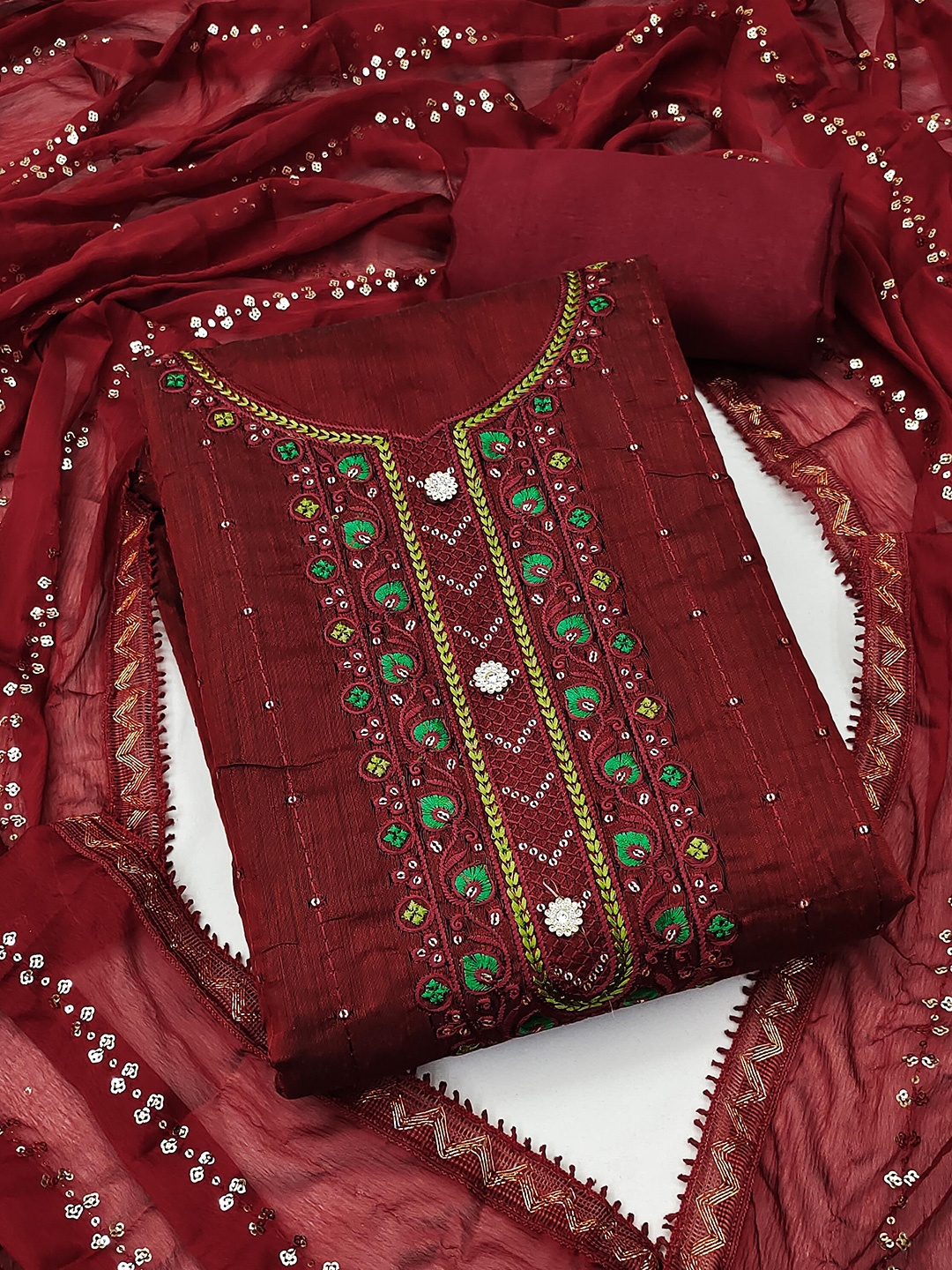 

SHADOW & SAINING Floral Embroidered Unstitched Dress Material, Maroon