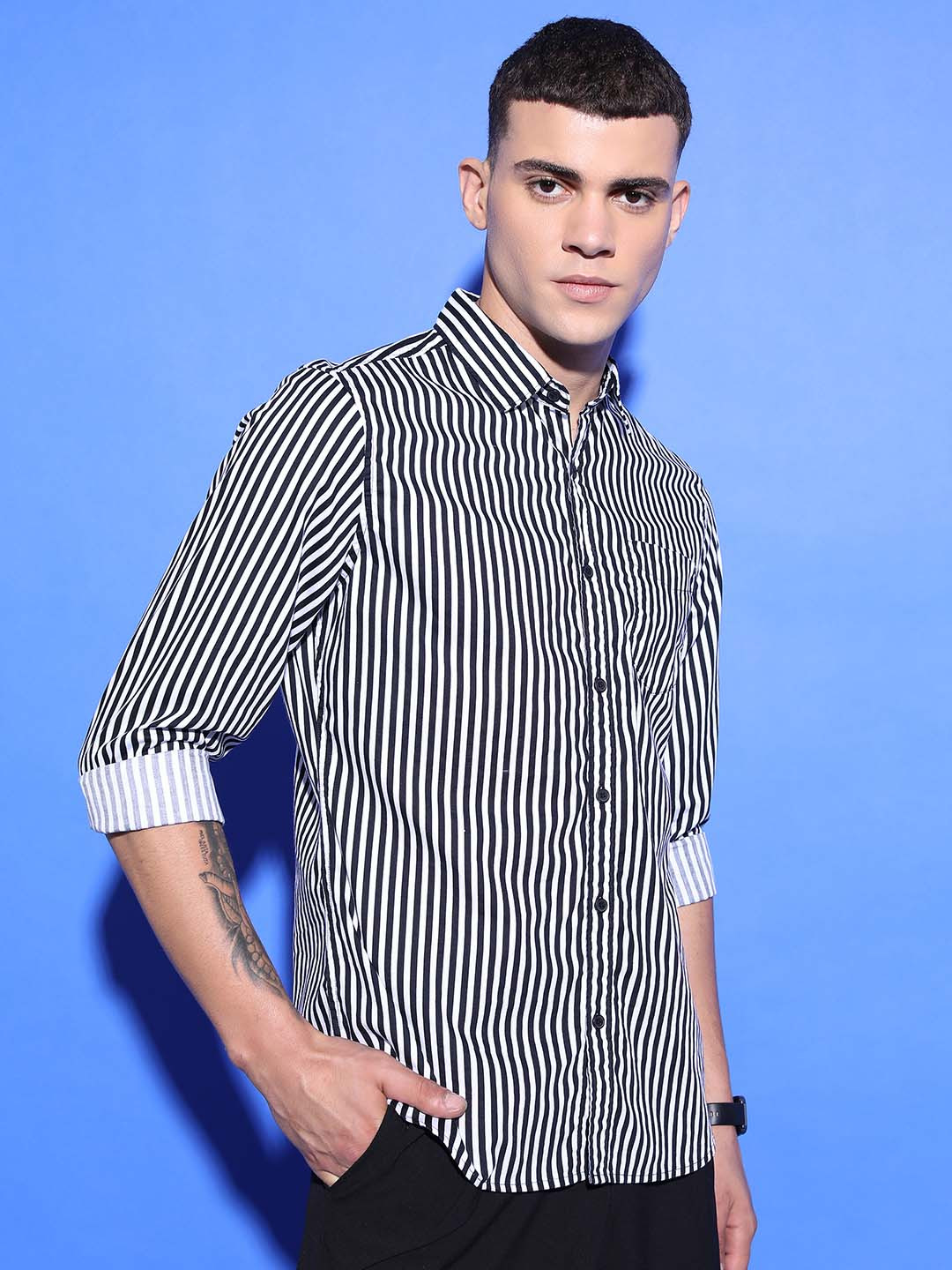 

KETCH Men Black Slim Fit Bengal Stripes Opaque Striped Casual Shirt