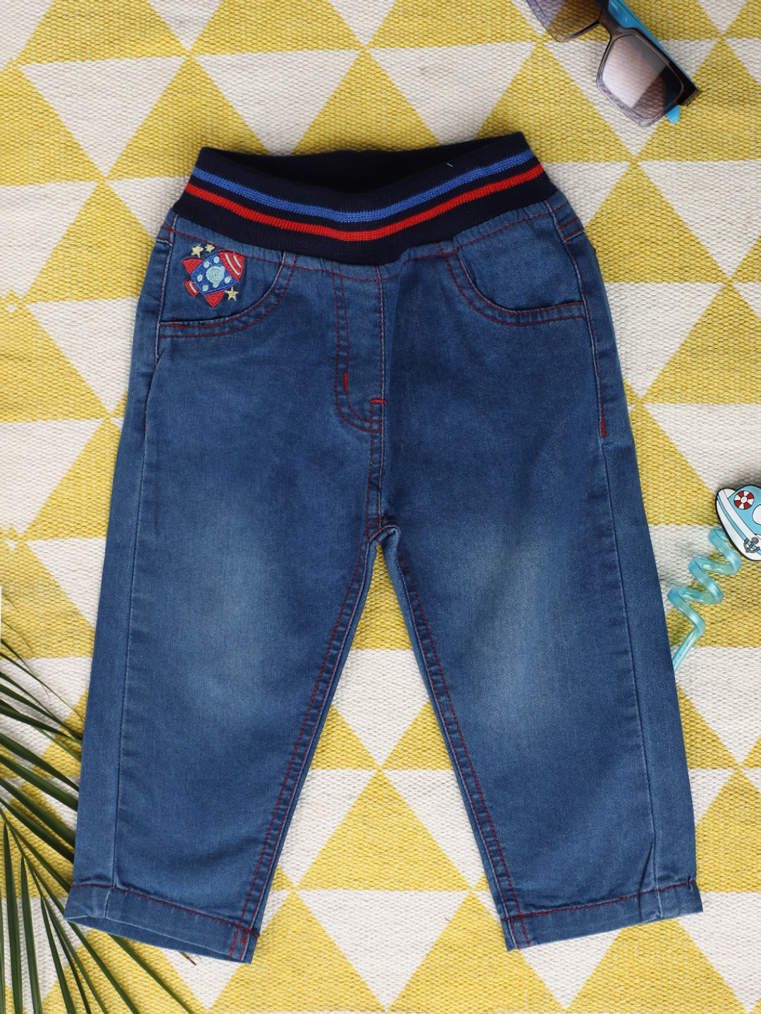 

V-Mart Infants Regular fit Light Fade Cotton Jeans, Blue