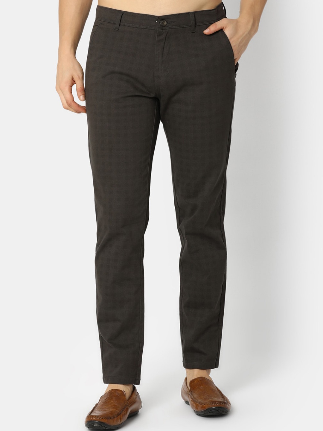 

V-Mart Men Checked Mid Rise Slim Fit Plain Cotton Trousers, Brown