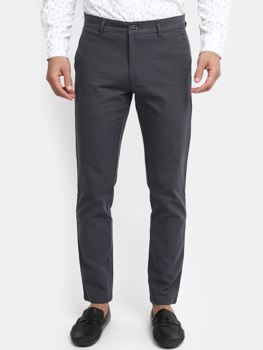 

V-Mart Men Mid Rise Slim Fit Plain Cotton Chinos Trousers, Grey