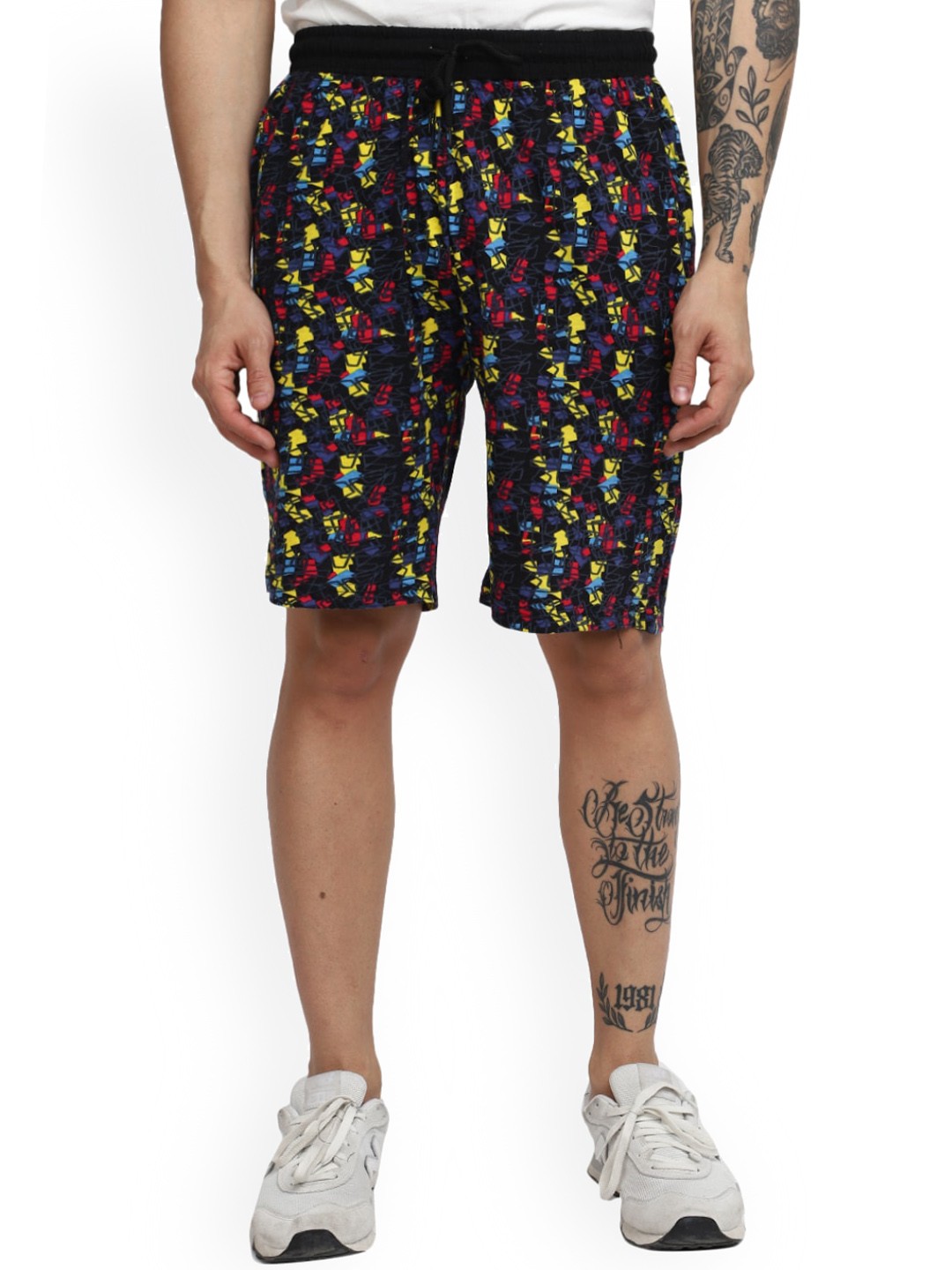 

V-Mart Men Abstract Printed Shorts, Black
