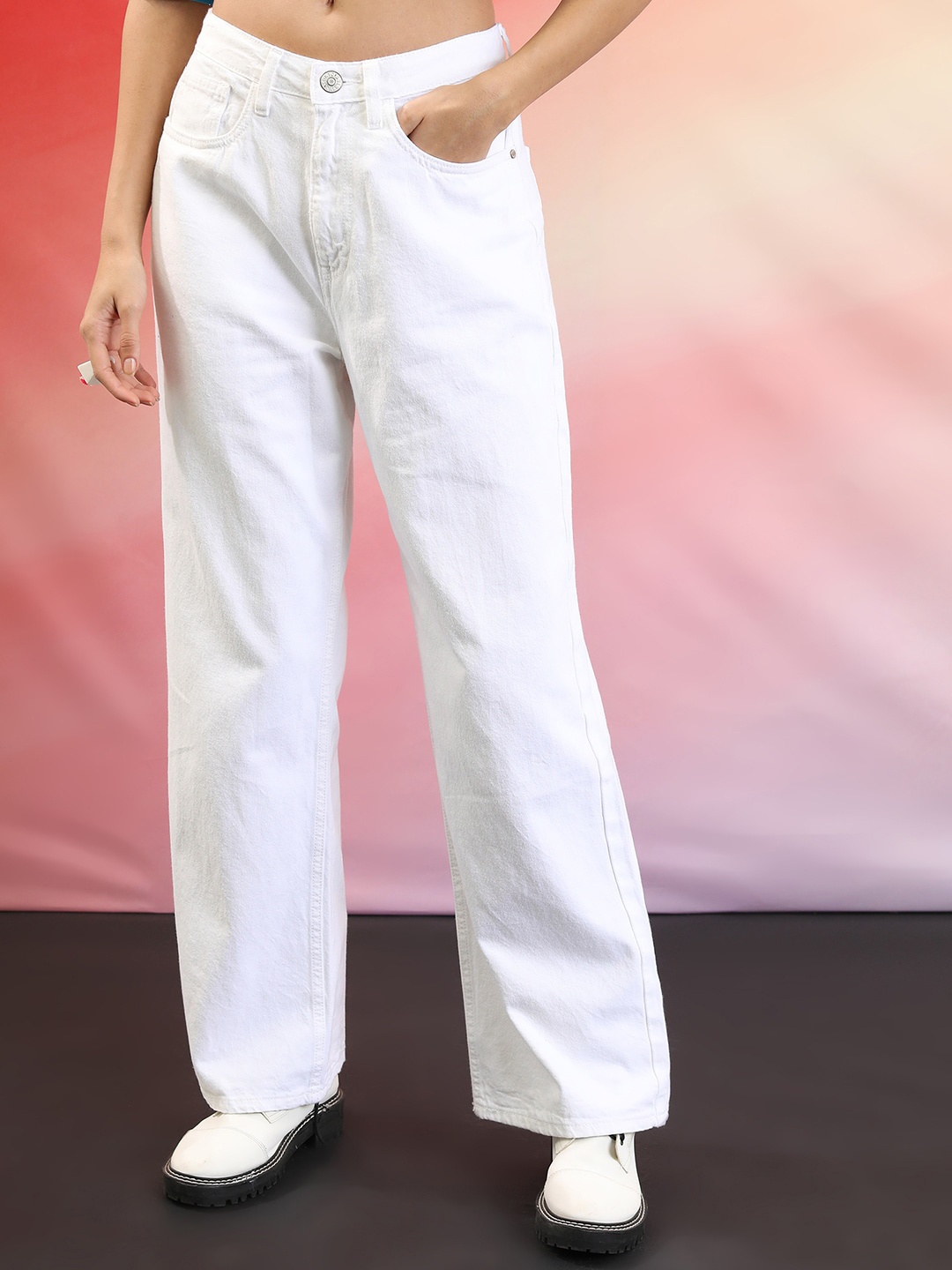 

Tokyo Talkies Women White Wide Leg Mid-Rise Stretchable Jeans
