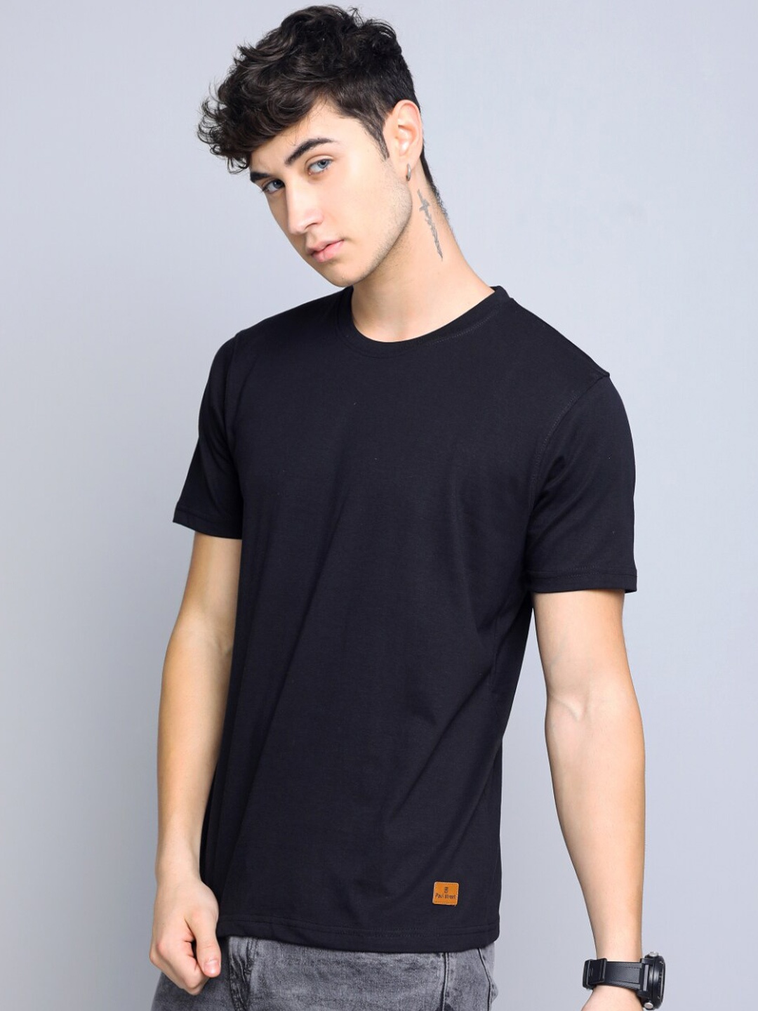 

PAUL STREET Round Neck Pure Cotton Bio Finish Slim Fit T-shirt, Black