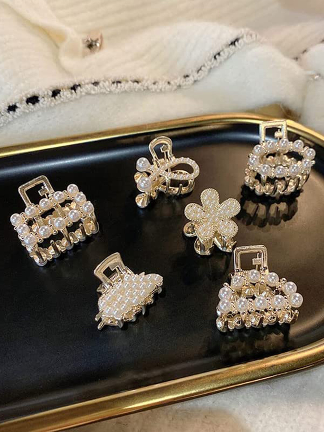 

LYTIX Girls Set Of 6 Pearl Beaded Detail Claw Clips, White