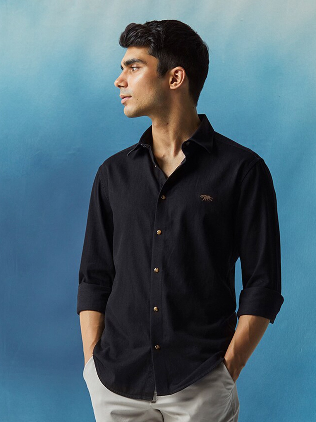 

Andamen Premium Spread Collar Slim Fit Cotton Shirt, Black
