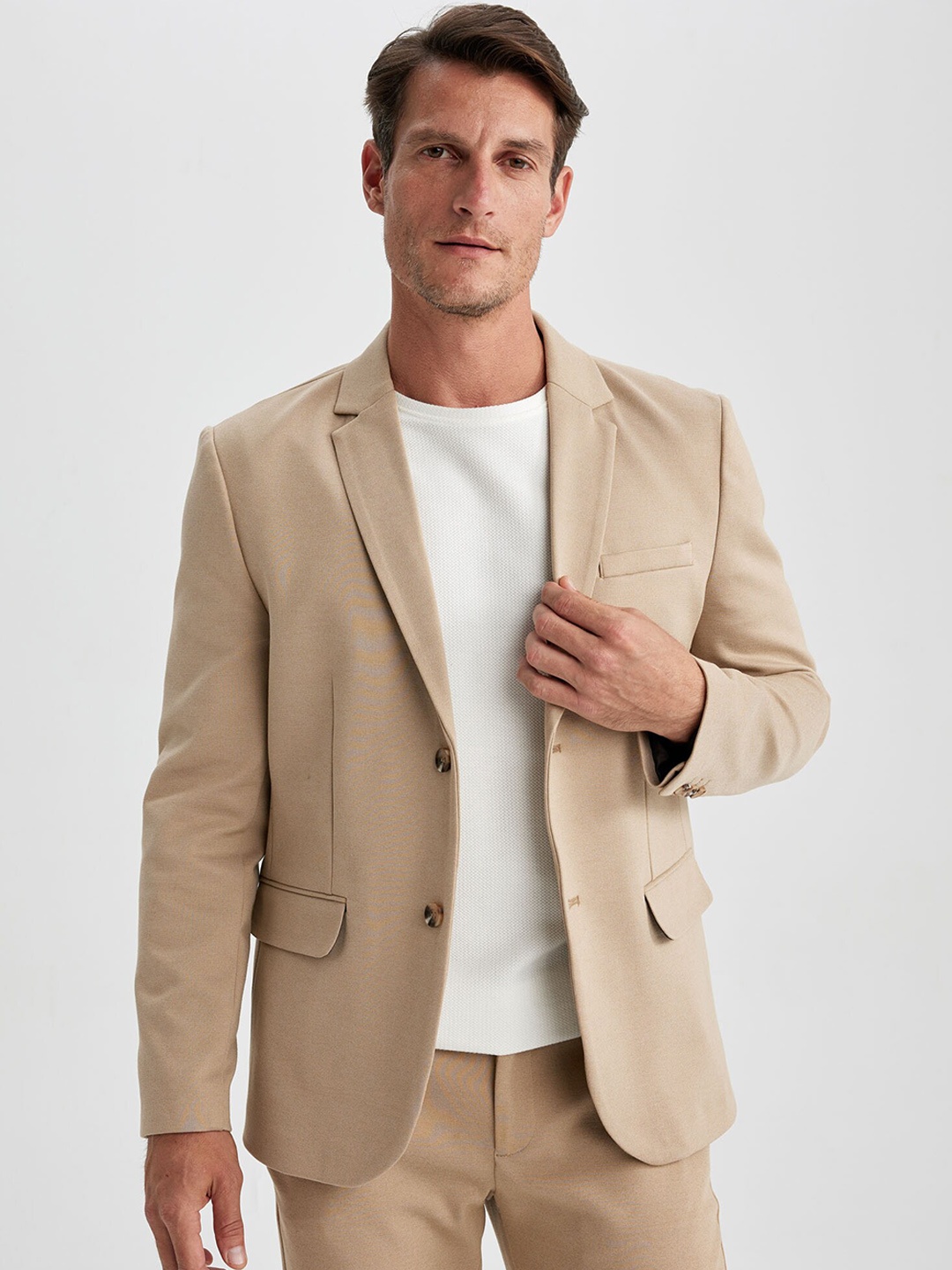 

DeFacto Single-Breasted Notched Lapel Blazer, Beige