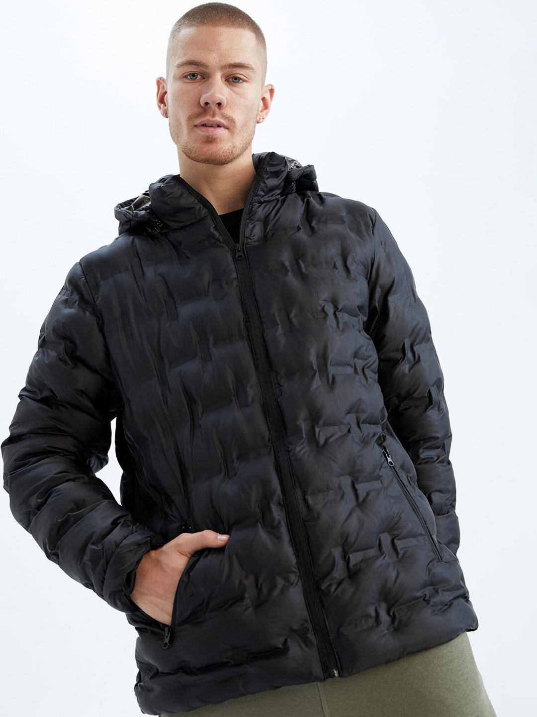 

DeFacto Self Design Hooded Puffer Jacket, Black