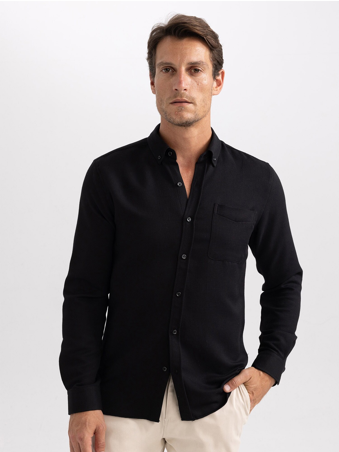 

DeFacto Button-Down Collar Opaque Casual Shirt, Na