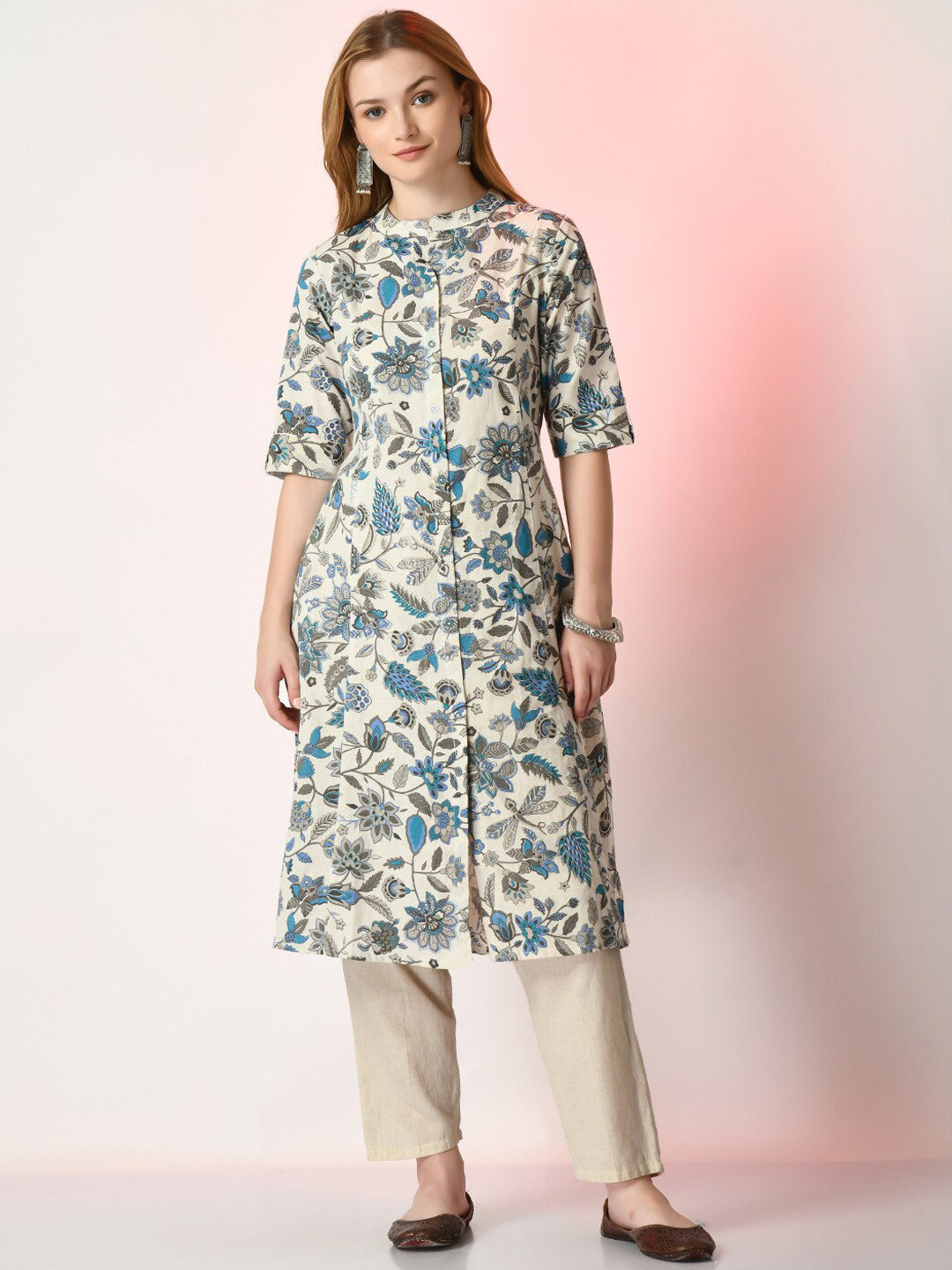 

Sangria Floral Printed Cotton A-Line Kurtas, Blue