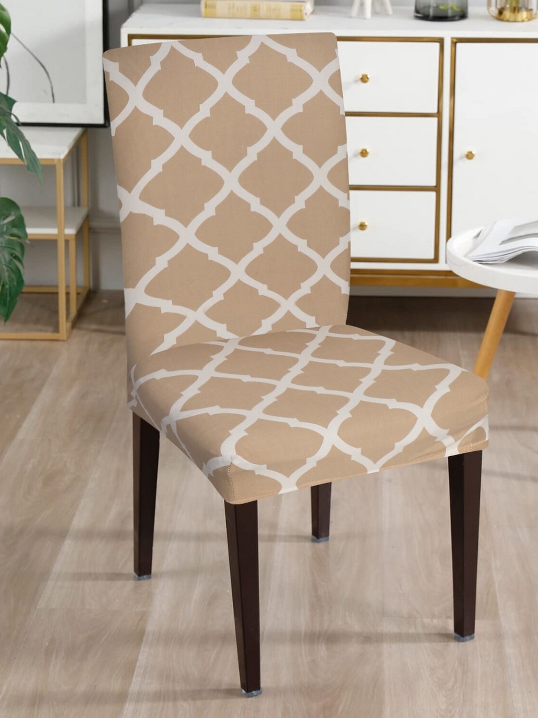 

Dakshya Industries Beige 4 Pieces Printed Stretchable Chair Covers