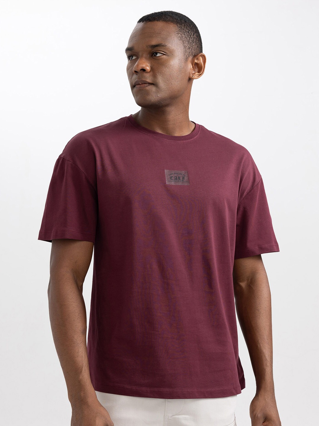 

DeFacto Round Neck Drop-Shoulder Sleeves Pure Cotton Casual T-shirt, Burgundy