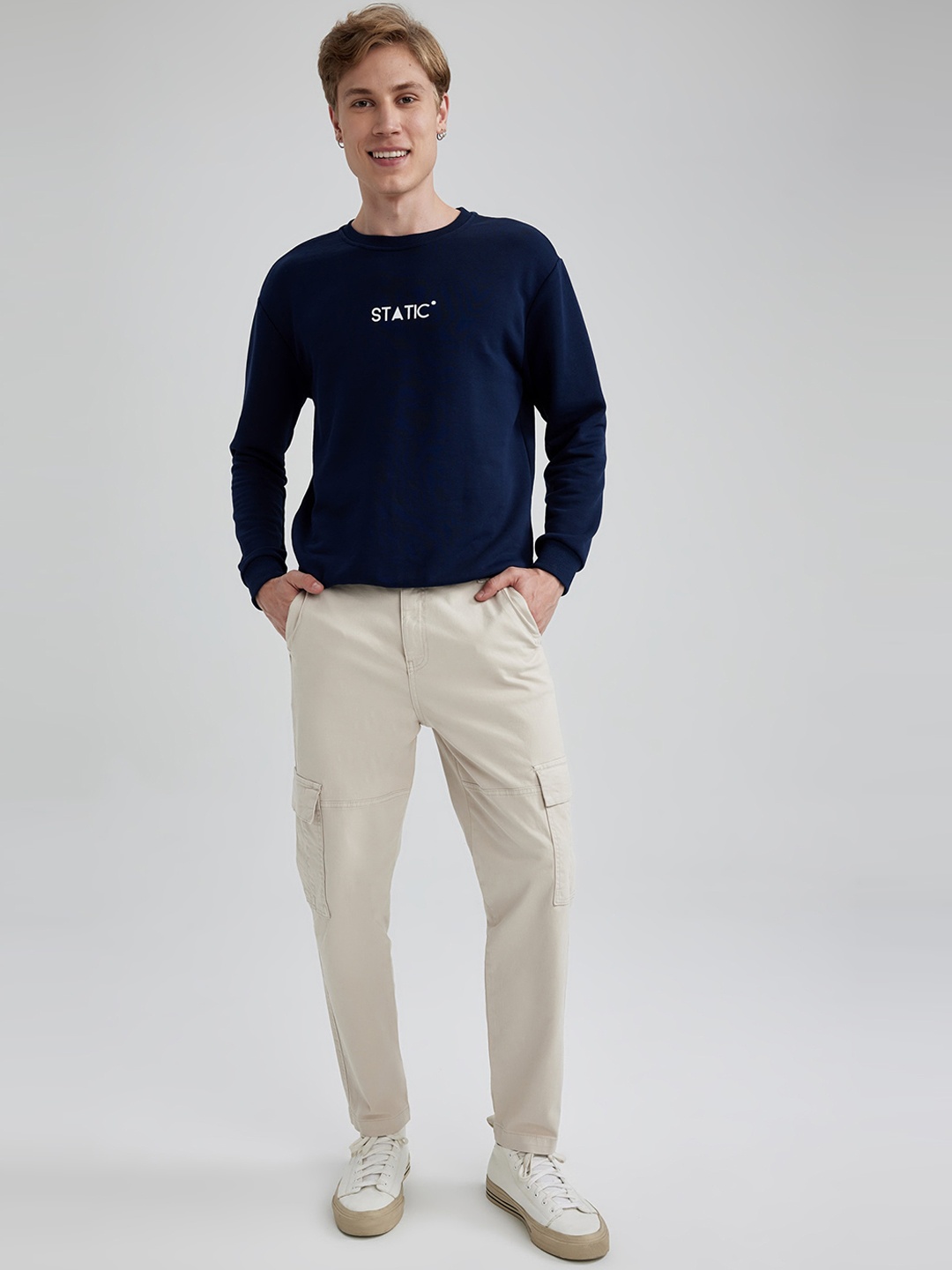 

DeFacto Men Mid-Rise Cargo Trousers, Taupe