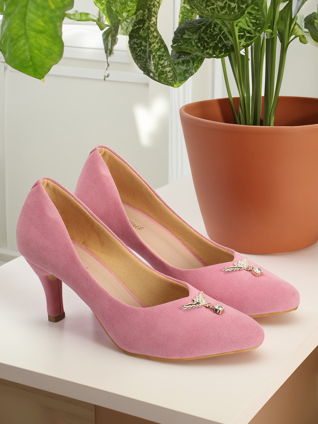 

Retro Walk Velvet Pumps Block Heels, Pink