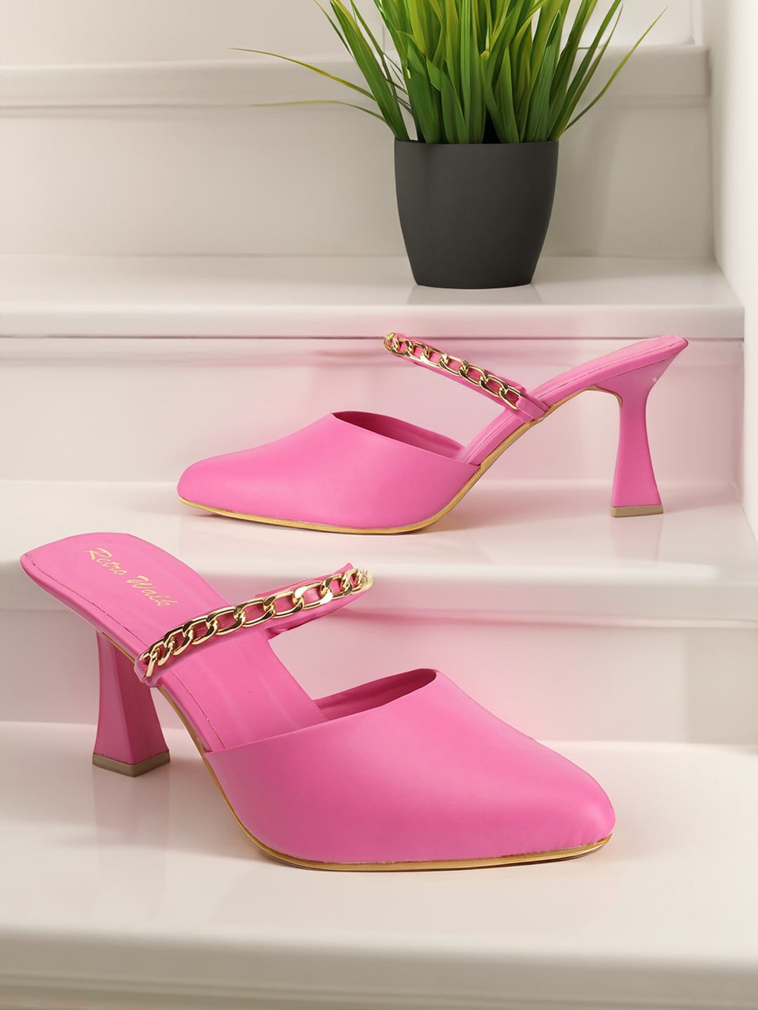 

Retro Walk Embellished Pointed Toe Block Pumps, Pink