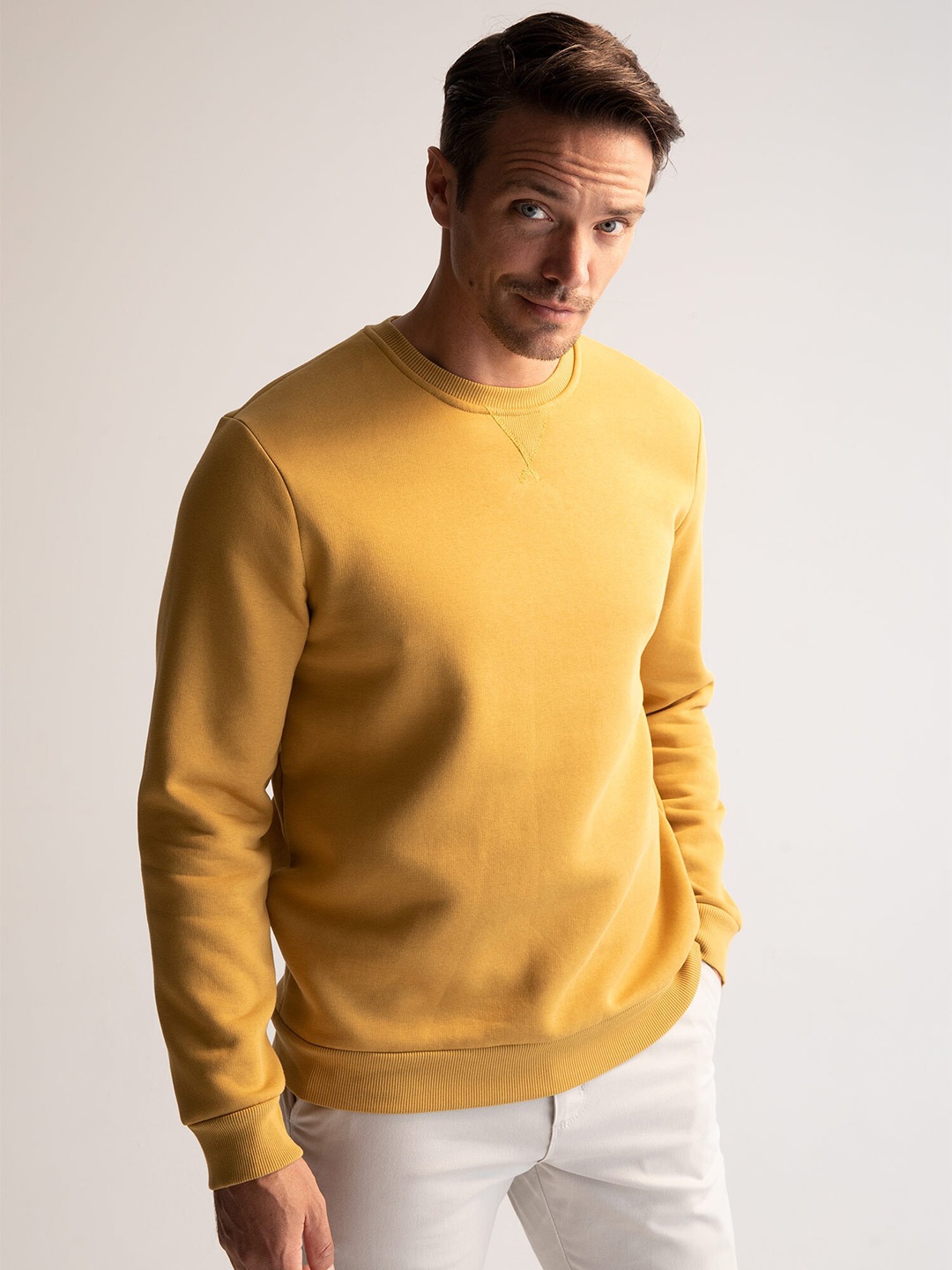 

DeFacto Round Neck Long Sleeves Pullover, Yellow