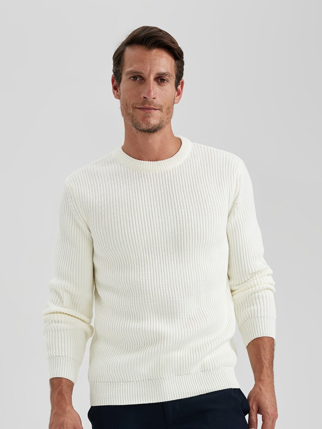 

DeFacto Ribbed Acrylic Pullover, White