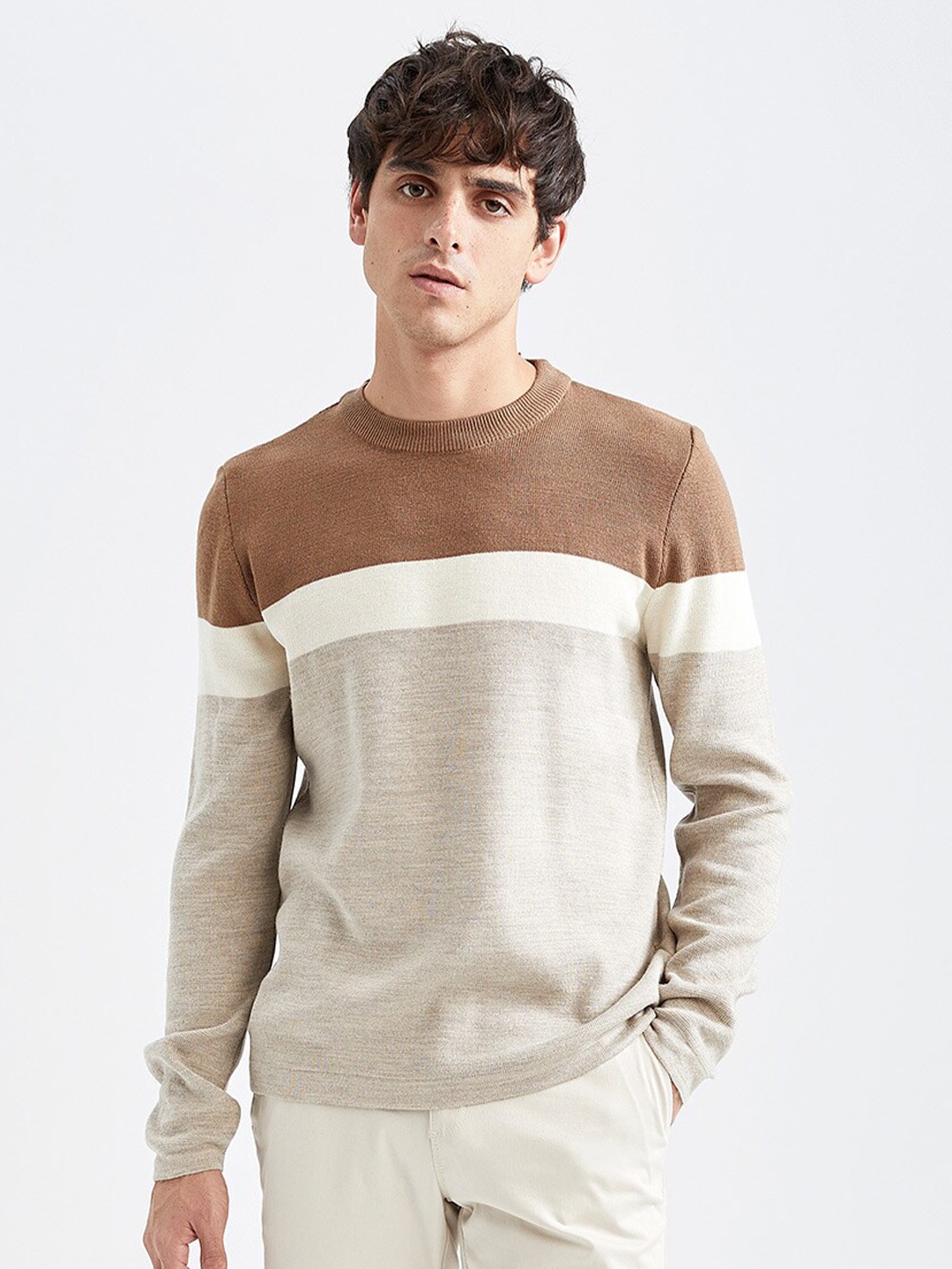 

DeFacto Colourblocked Round Neck Acrylic Pullover, Grey