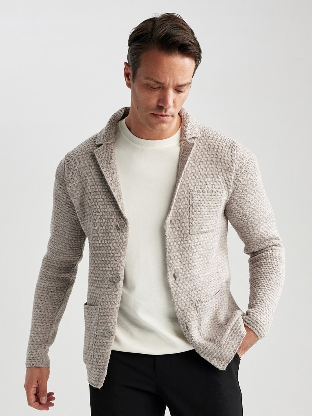 

DeFacto Self Design Cable Knit Lapel Collar Acrylic Cardigan Sweater, Beige