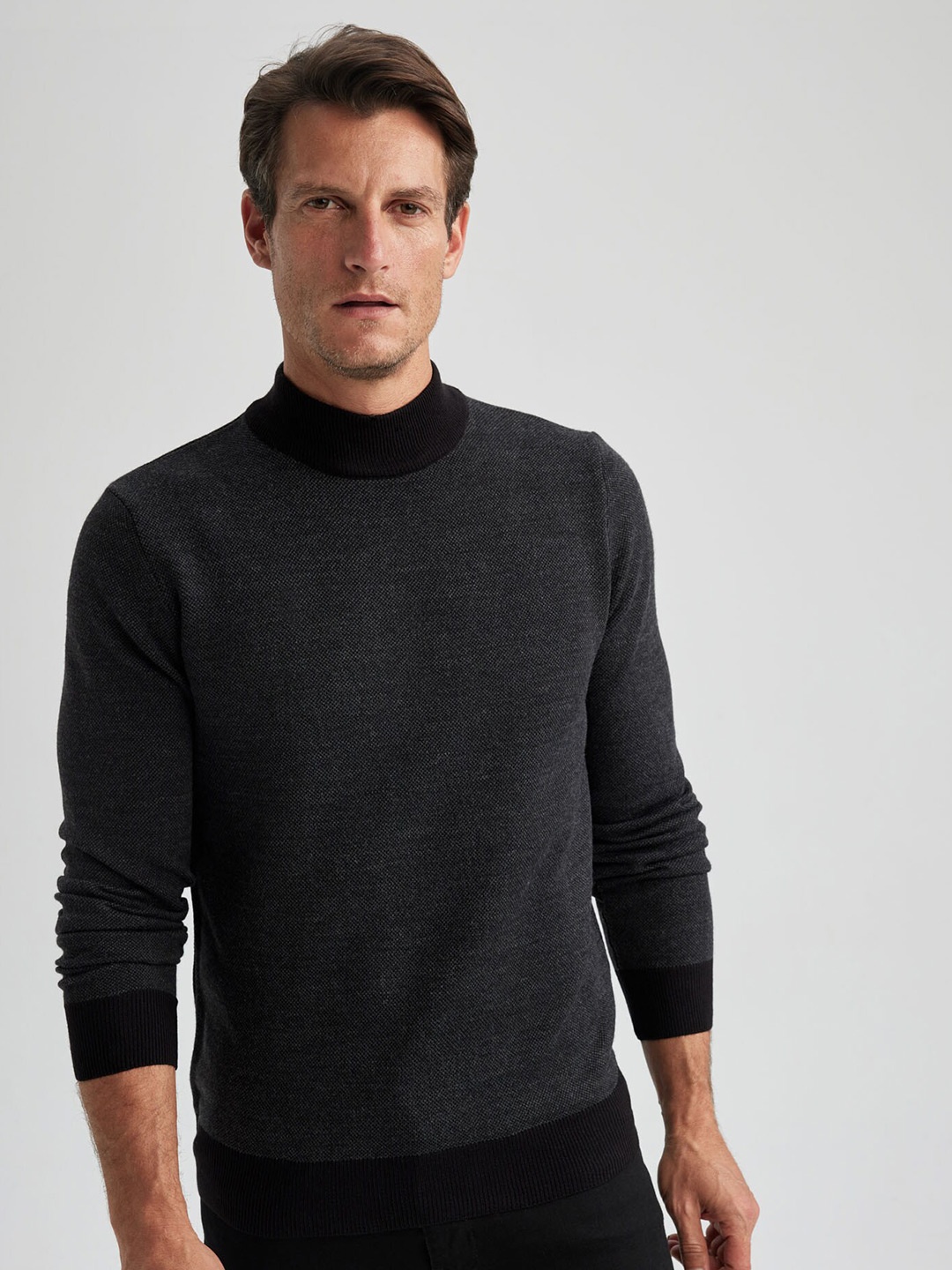 

DeFacto Turtle Neck Long Sleeves Acrylic Pullover, Black