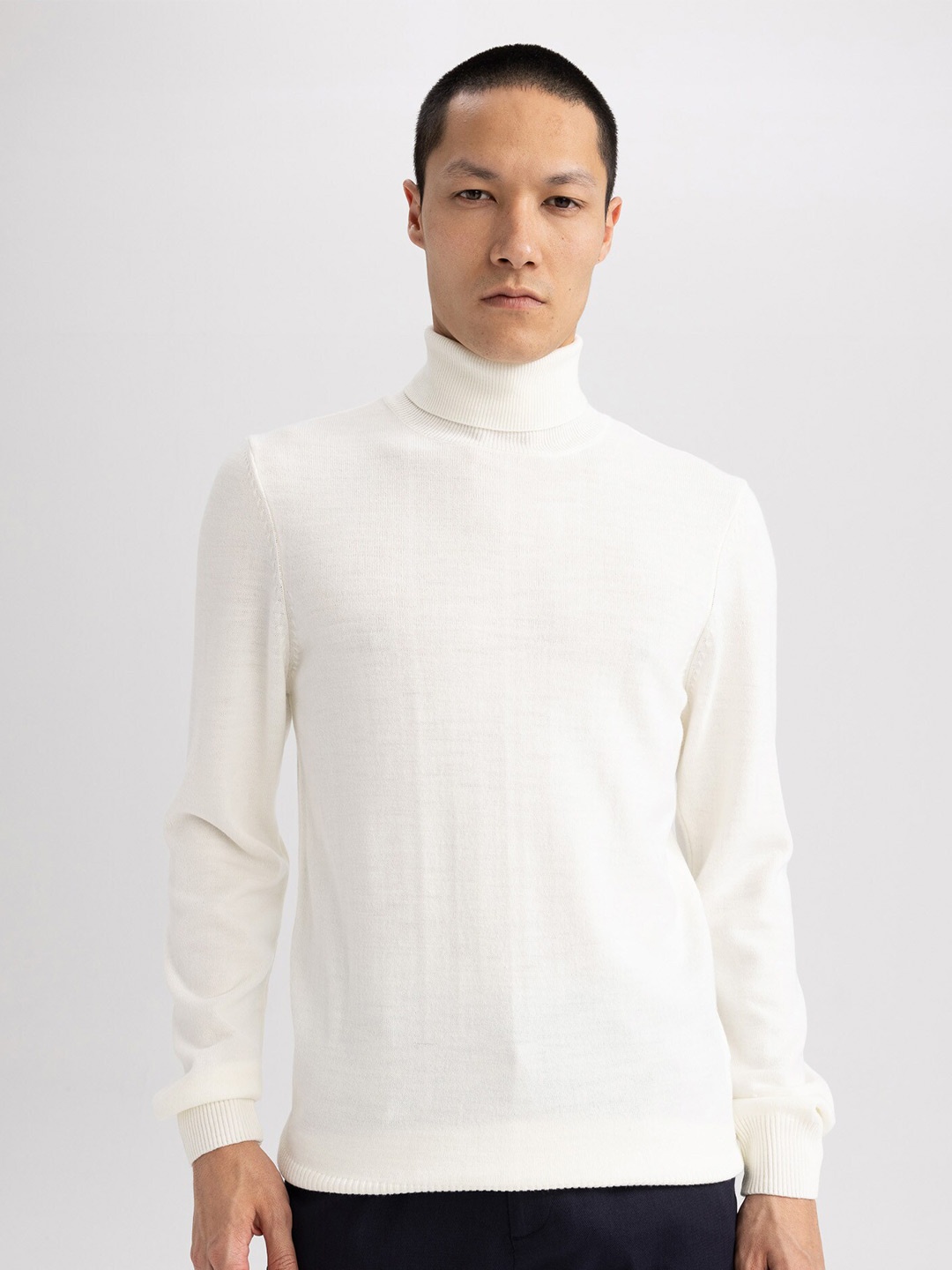 

DeFacto Turtle Neck Ribbed Pullover, White