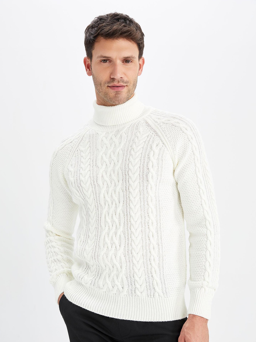 

DeFacto Self Design Cable Knit Turtle Neck Acrylic Pullover, White