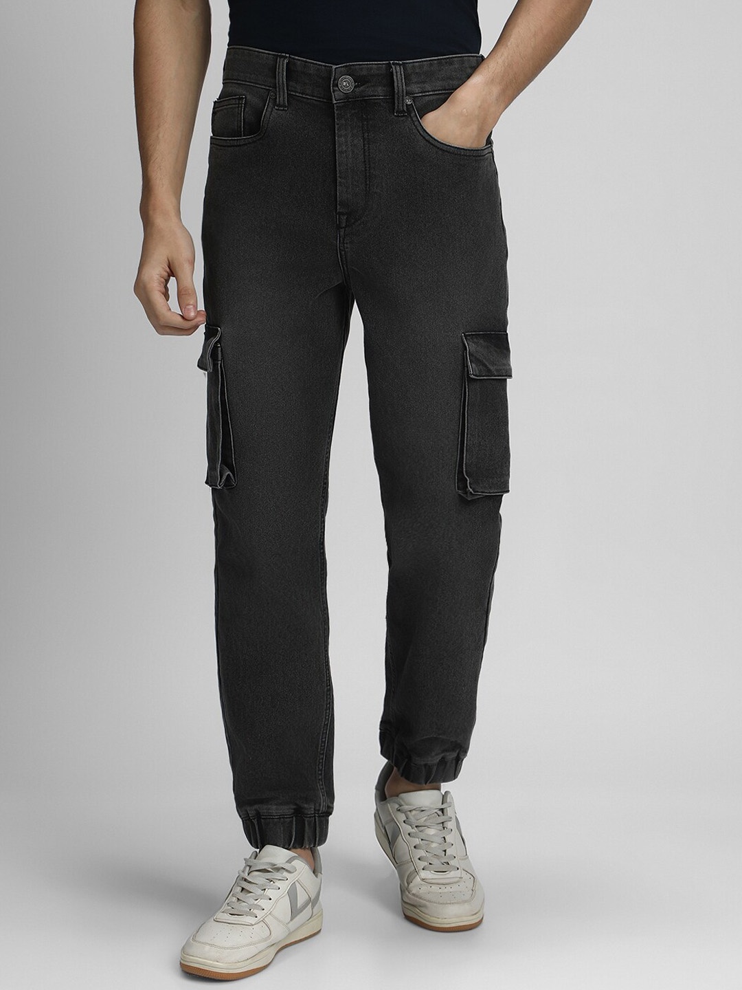 

Dennis Lingo Men Cuffed Hem Stretchable Mid-Rise Jogger Jeans, Grey