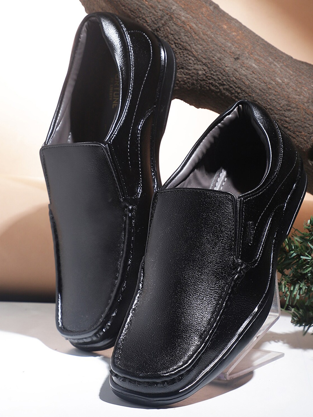 

Liberty Men Textured Formal Slip-On Shoes, Black