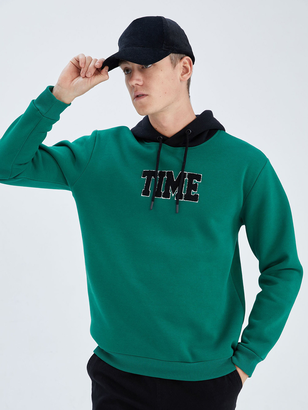 

DeFacto Self Design Hooded Pullover, Green
