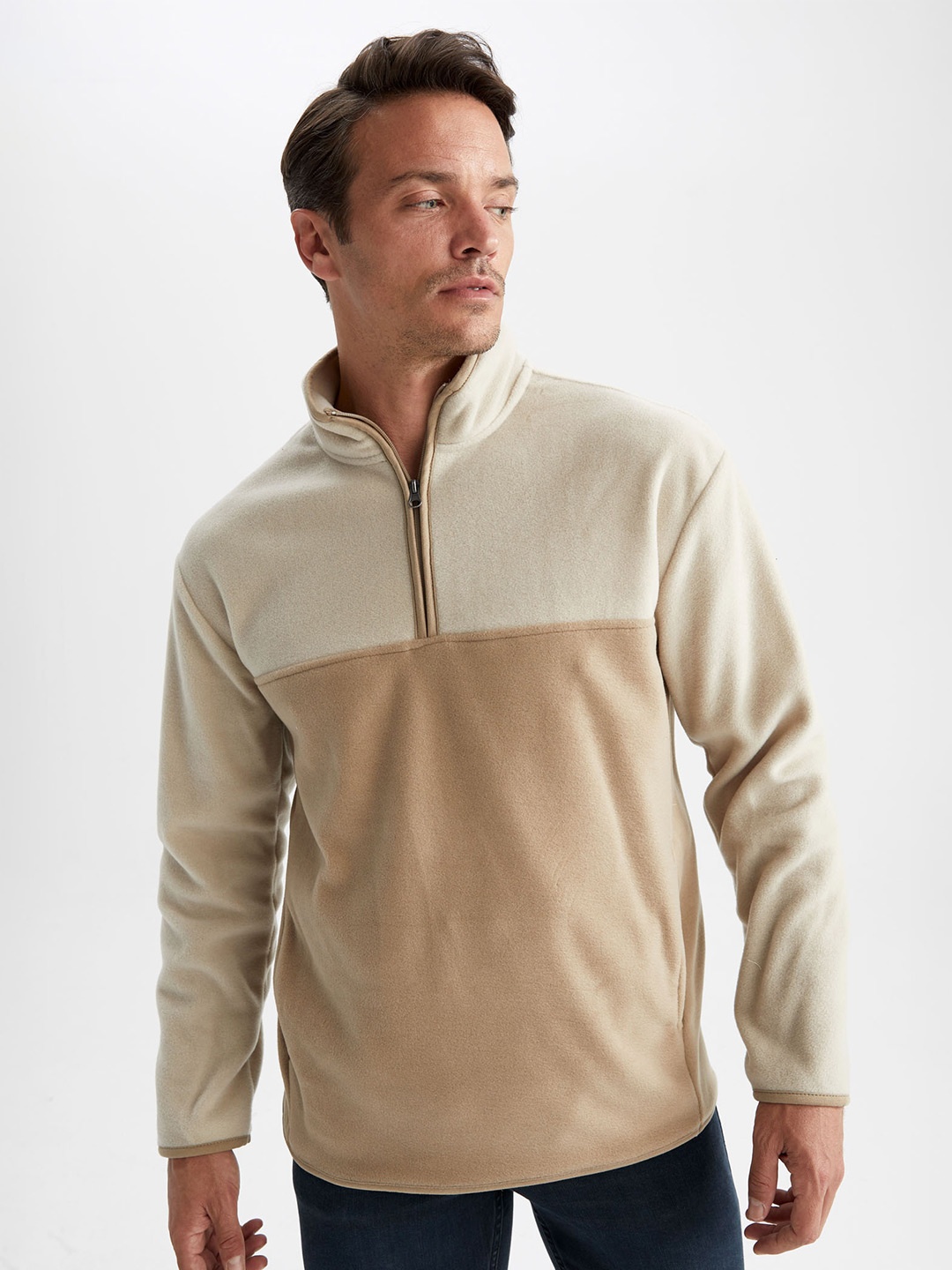 

DeFacto Mock Collar Colourblocked Pullover, Brown