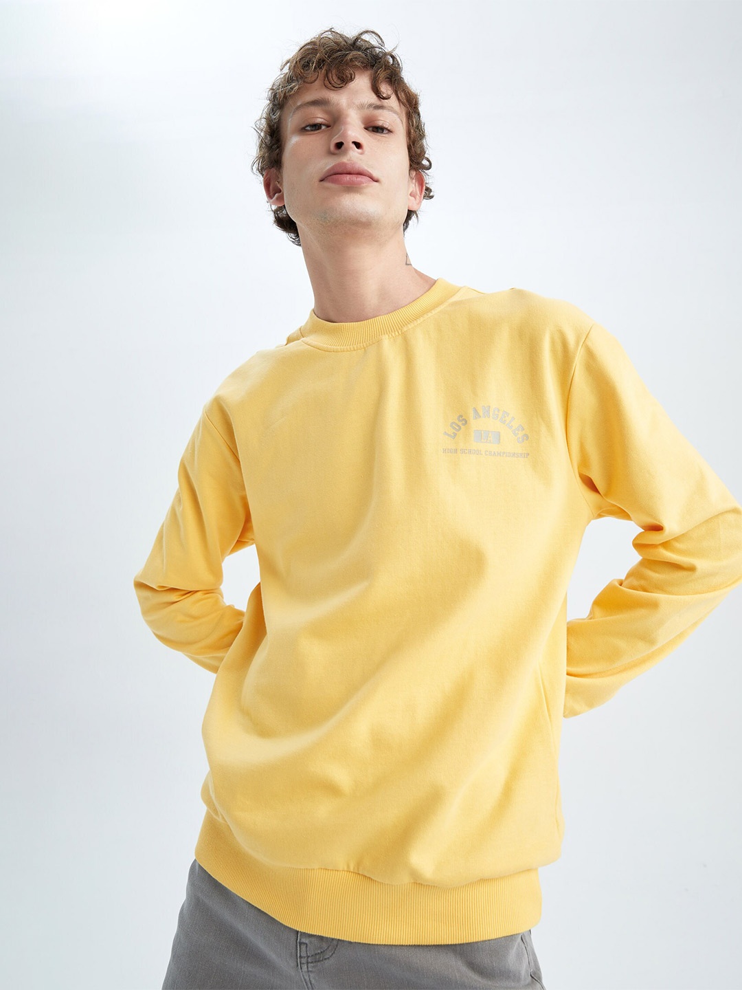 

DeFacto Ribbed Pullover Sweatshirt, Yellow