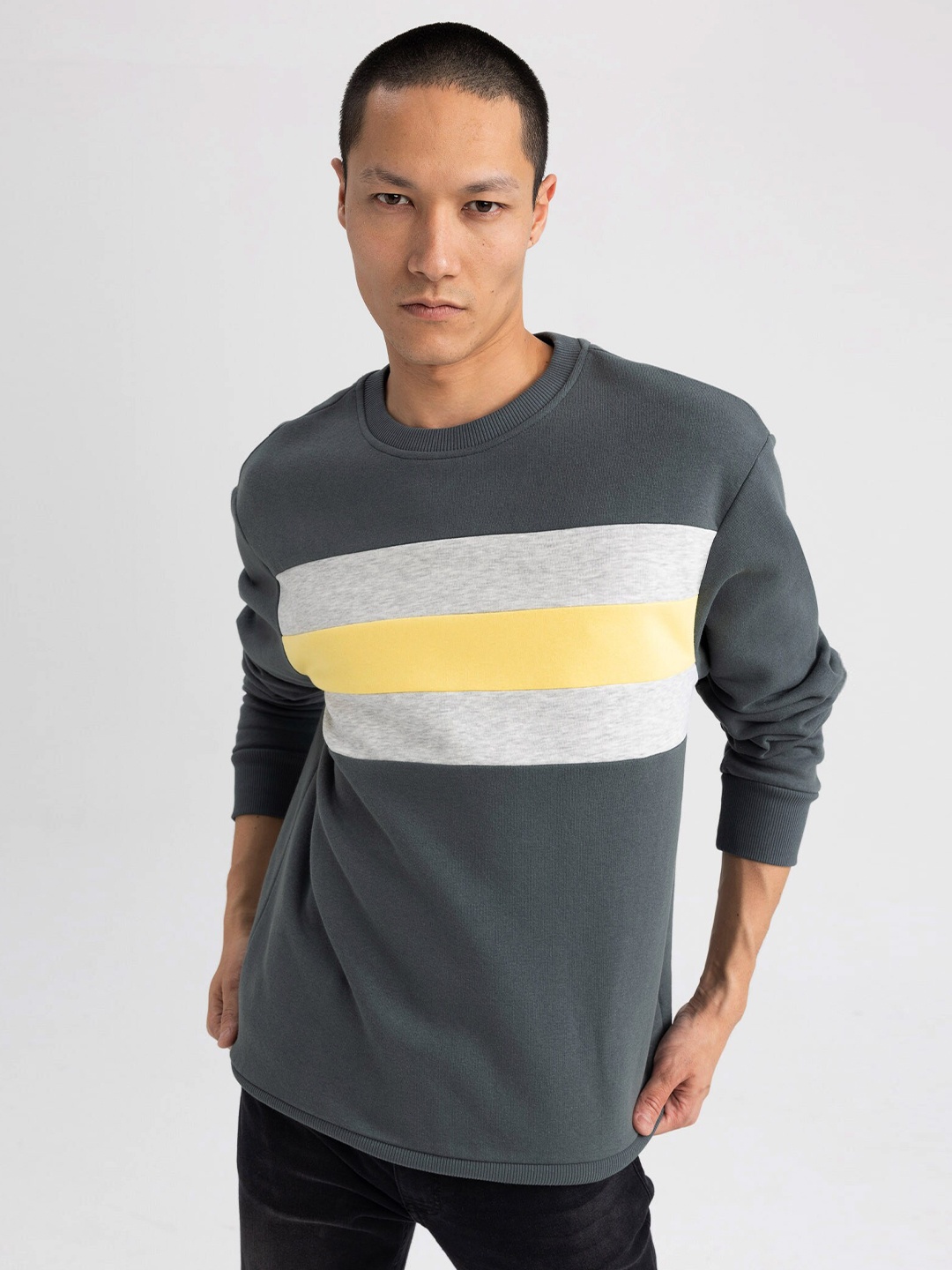 

DeFacto Striped Round Neck Pullover, Grey