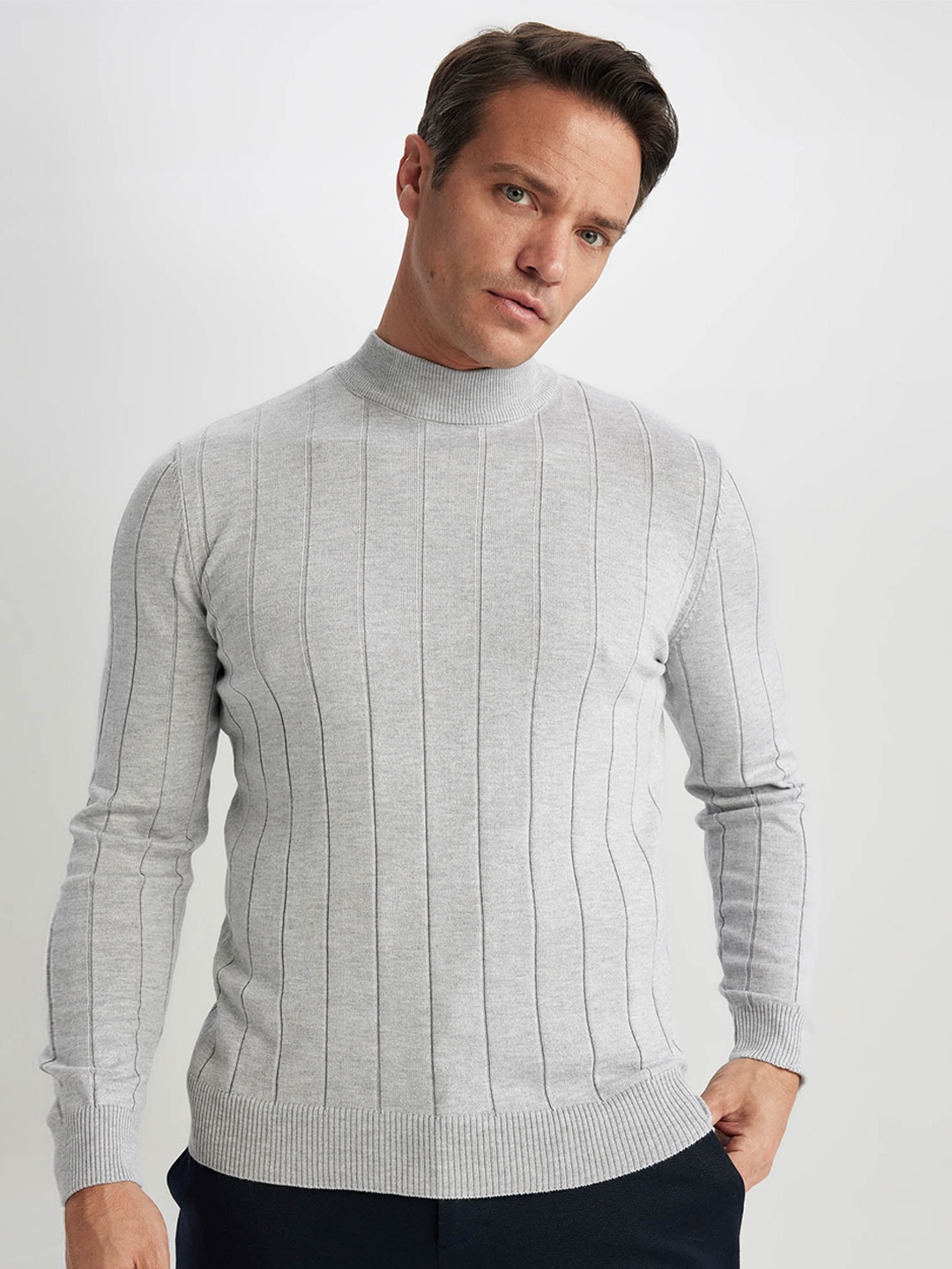 

DeFacto Ribbed Turtle Neck Pullover Sweater, Grey