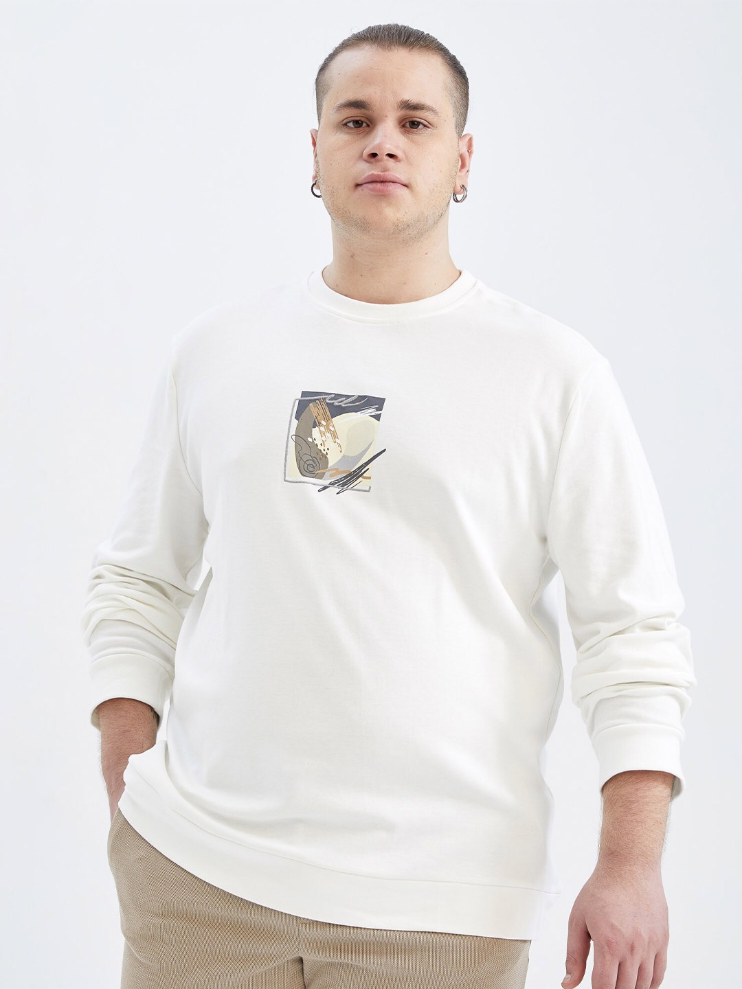 

DeFacto Graphic Printed Round Neck Cotton Pullover Sweaters, White