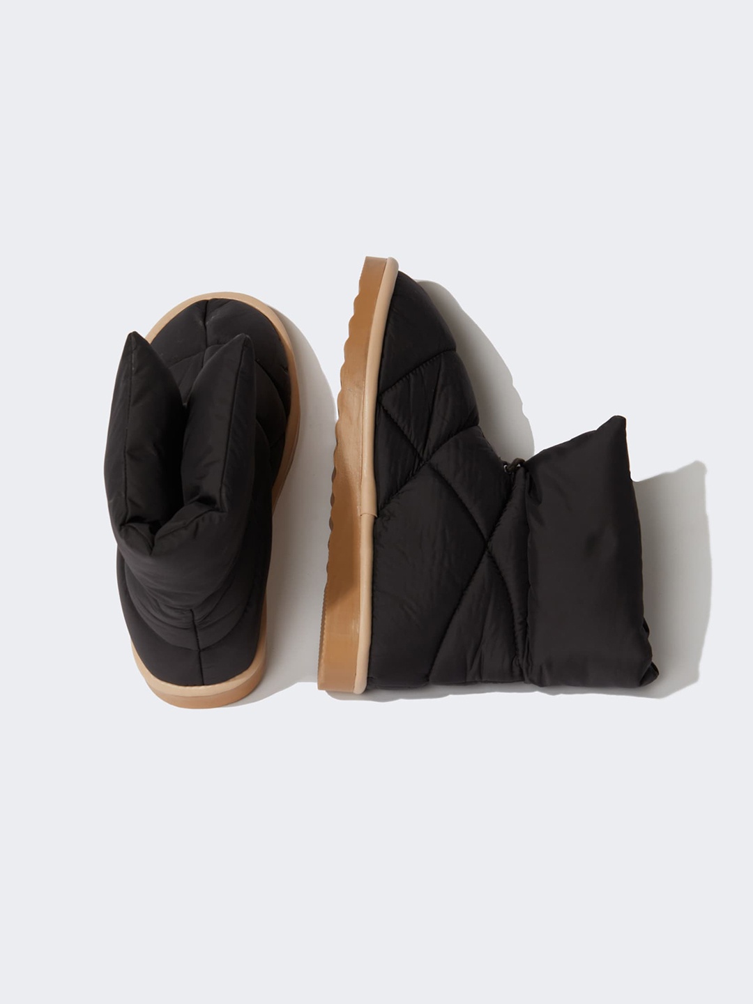 

DeFacto Women Quilted Winter Boots, Black