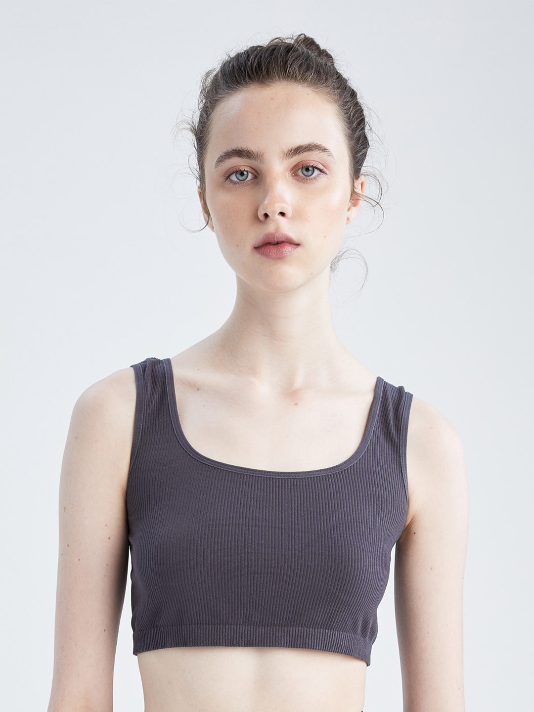 

DeFacto Lightly Padded Non-Wired Workout Bra With All Day Comfort, Grey