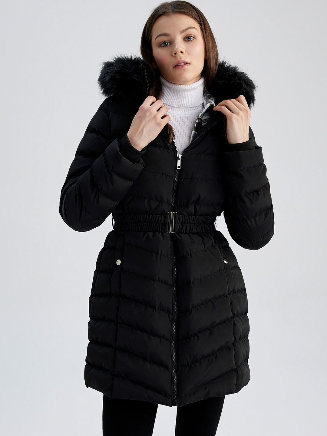 

DeFacto Hooded Neck Faux Fur Trim Longline Puffer Jacket With A Belt, Black