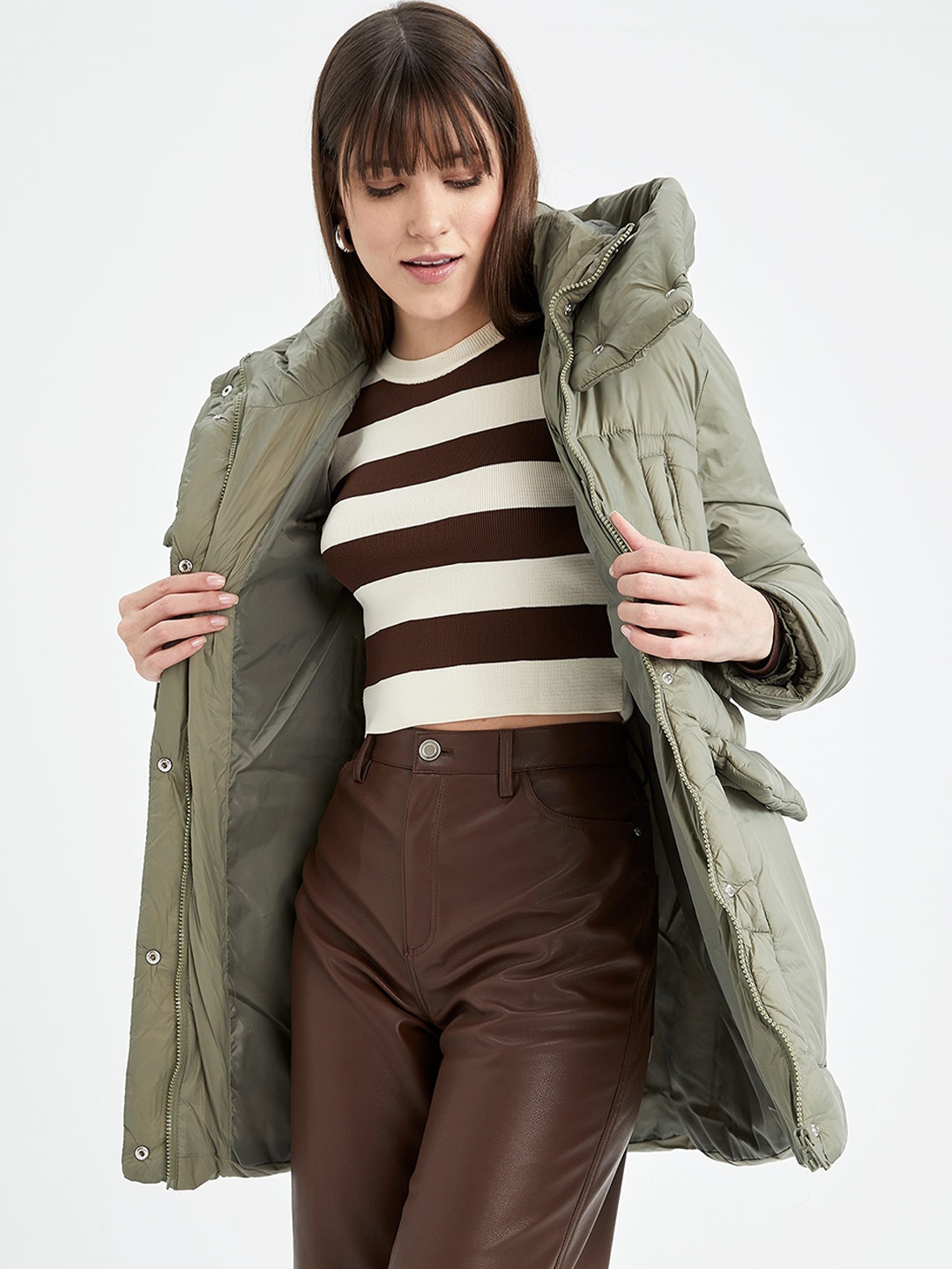 

DeFacto Women Longline Padded Jacket, Olive