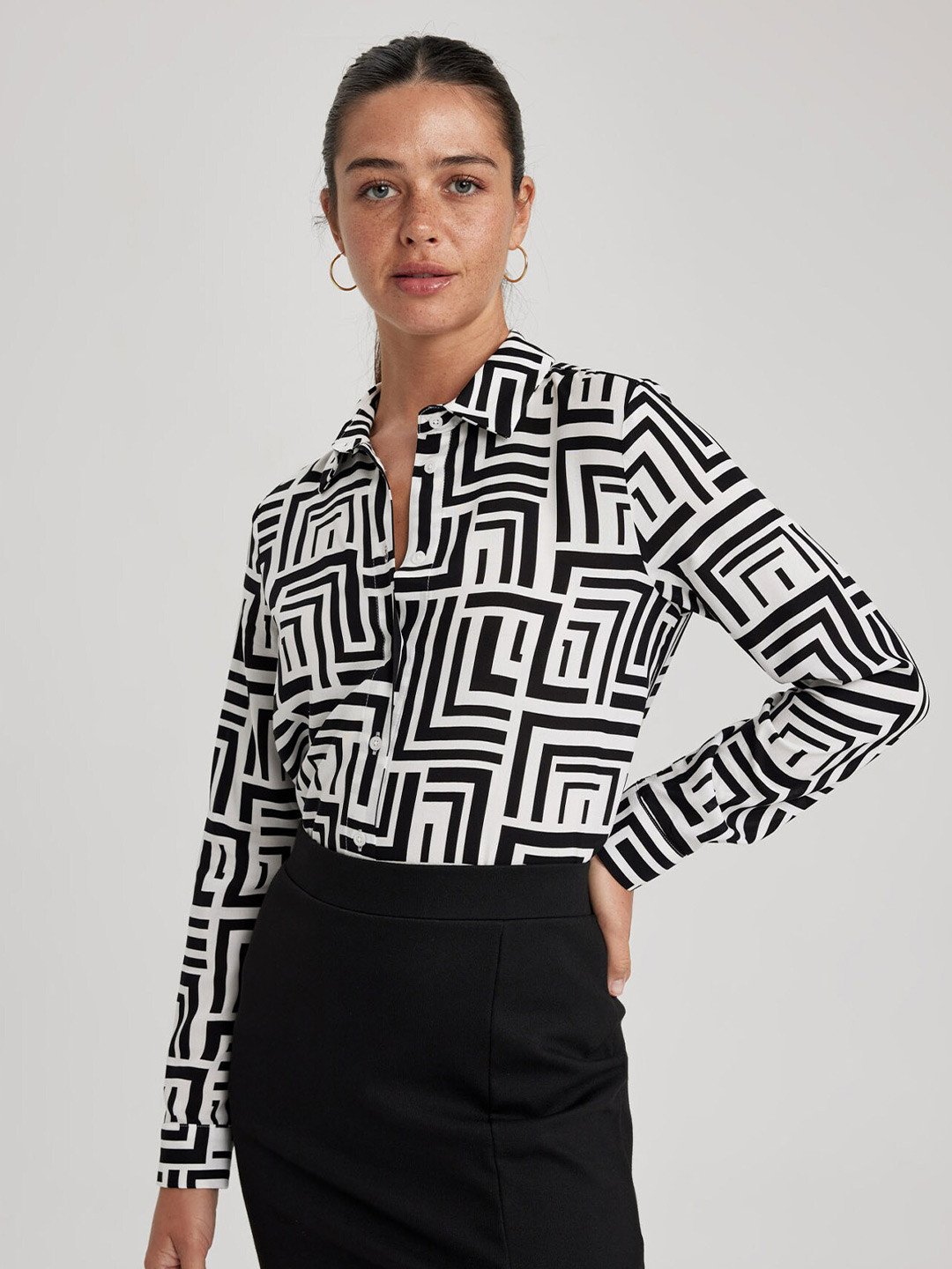 

DeFacto Geometric Printed Casual Shirt, Black