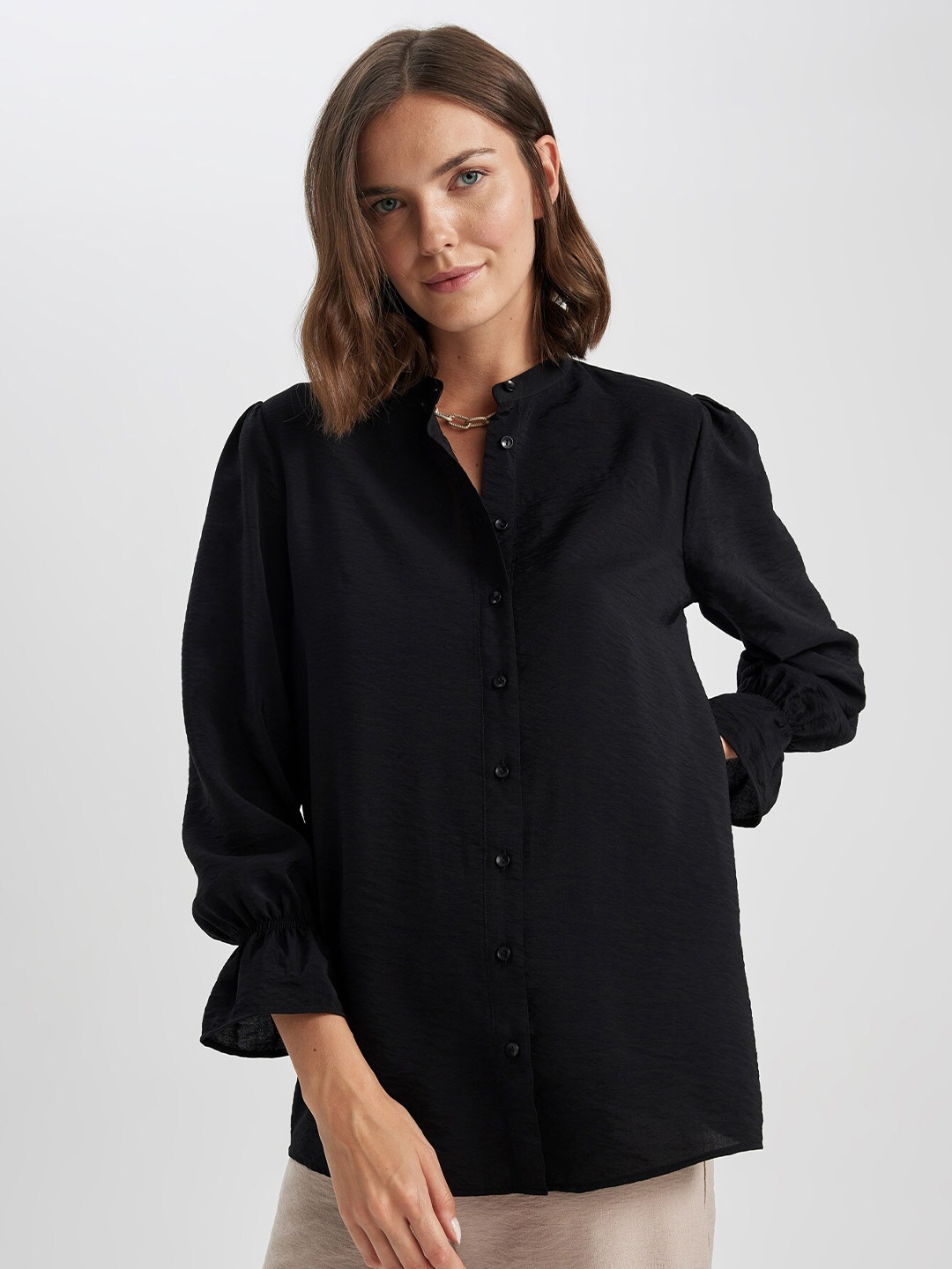 

DeFacto Mandarin Collar Opaque Casual Shirt, Black