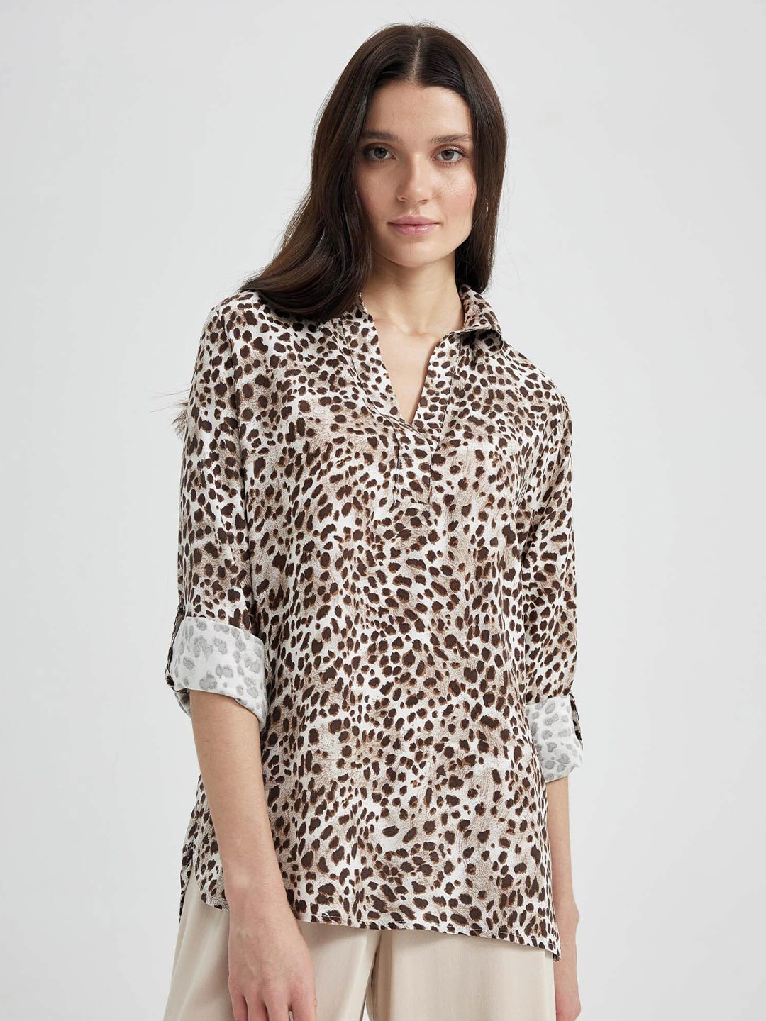 

DeFacto Animal Print Roll-Up Sleeves Shirt Style Top, White