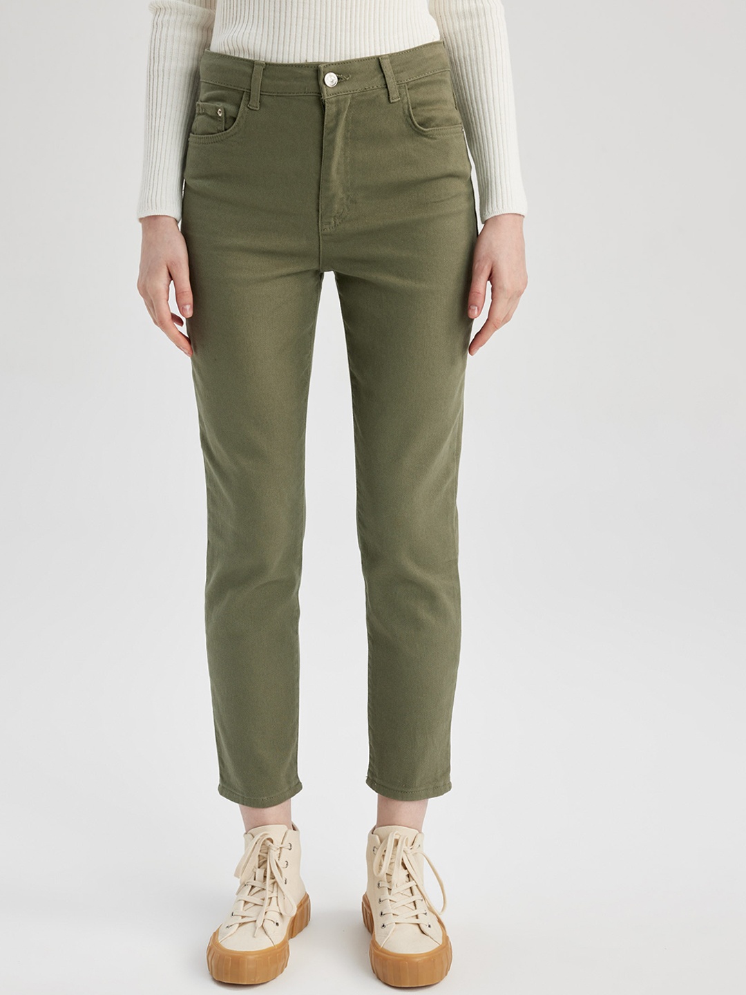 

DeFacto Women Mid Rise Cotton Jeans, Green