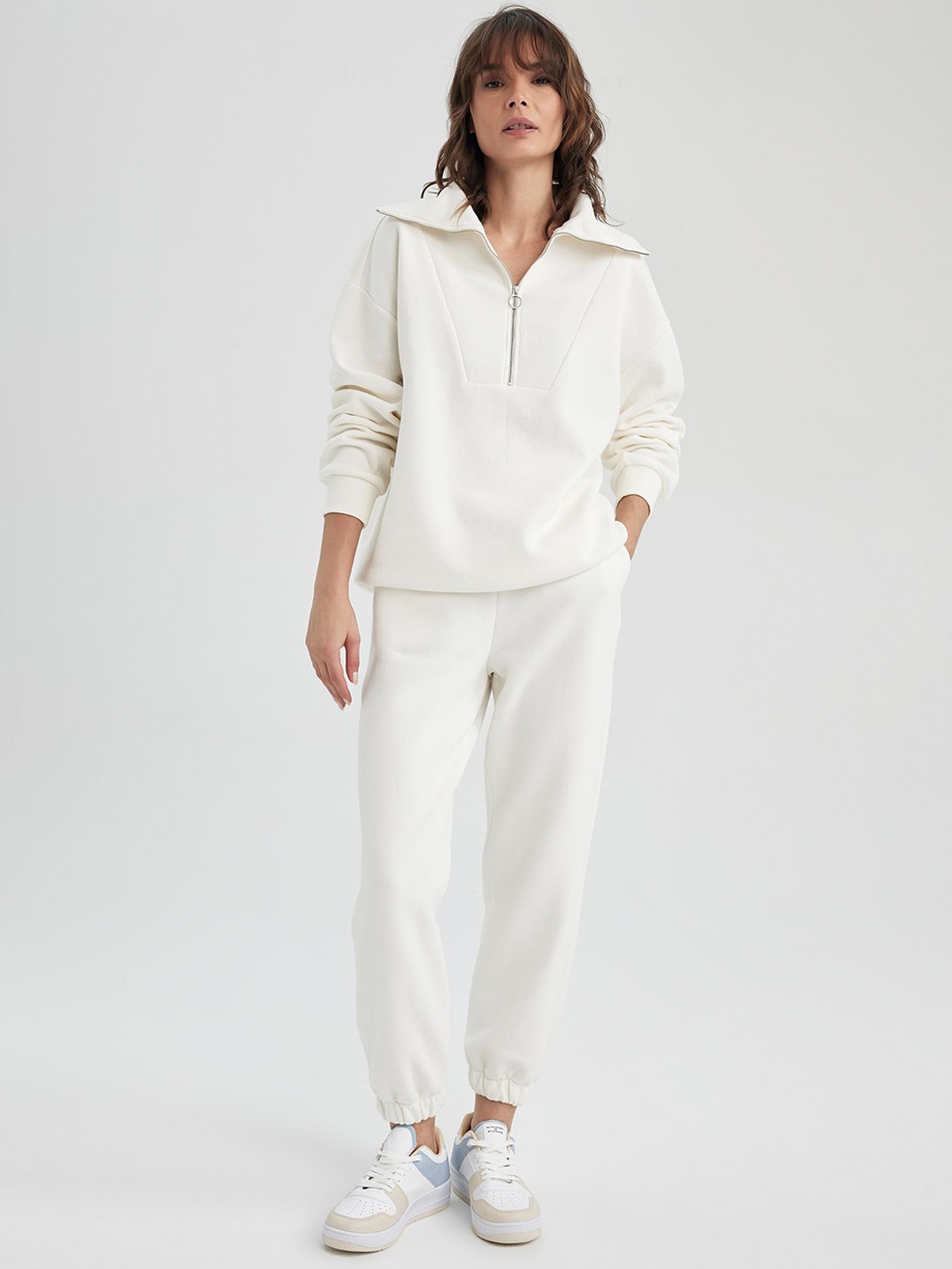 

DeFacto Women Regular Fit Joggers, White